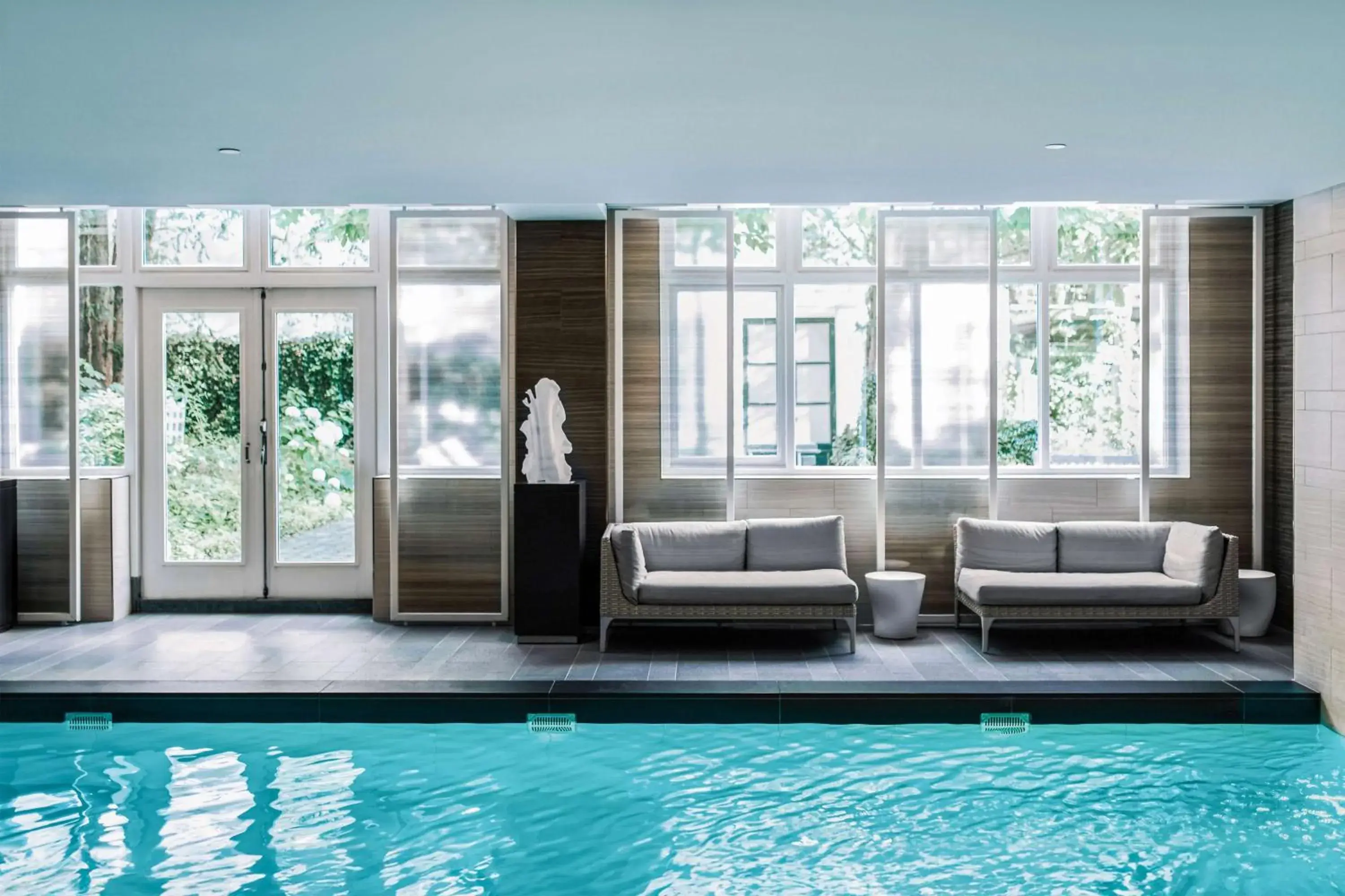 Pool view in Waldorf Astoria Amsterdam Pool view in Waldorf Astoria Amsterdam