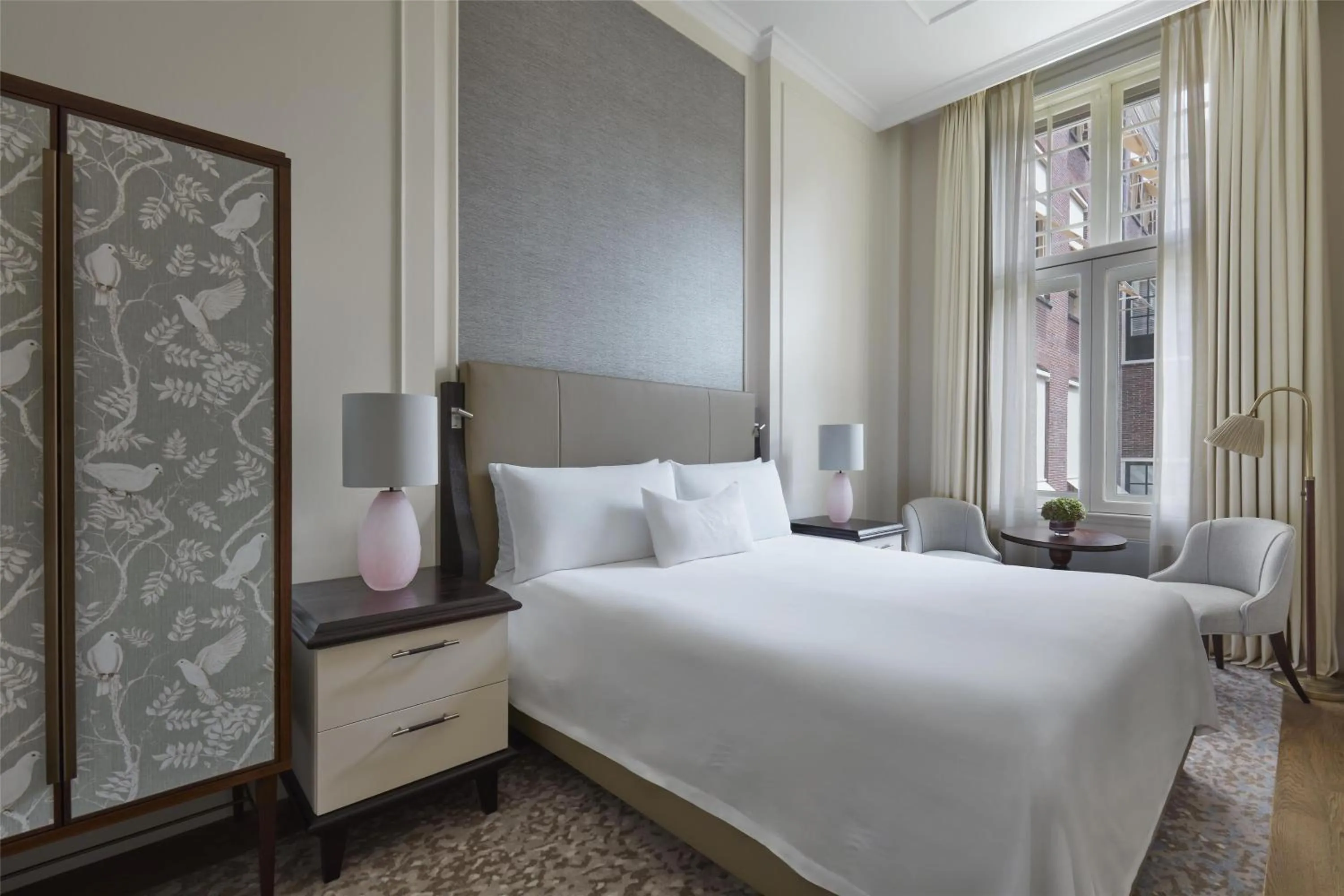 Bed in Waldorf Astoria Amsterdam