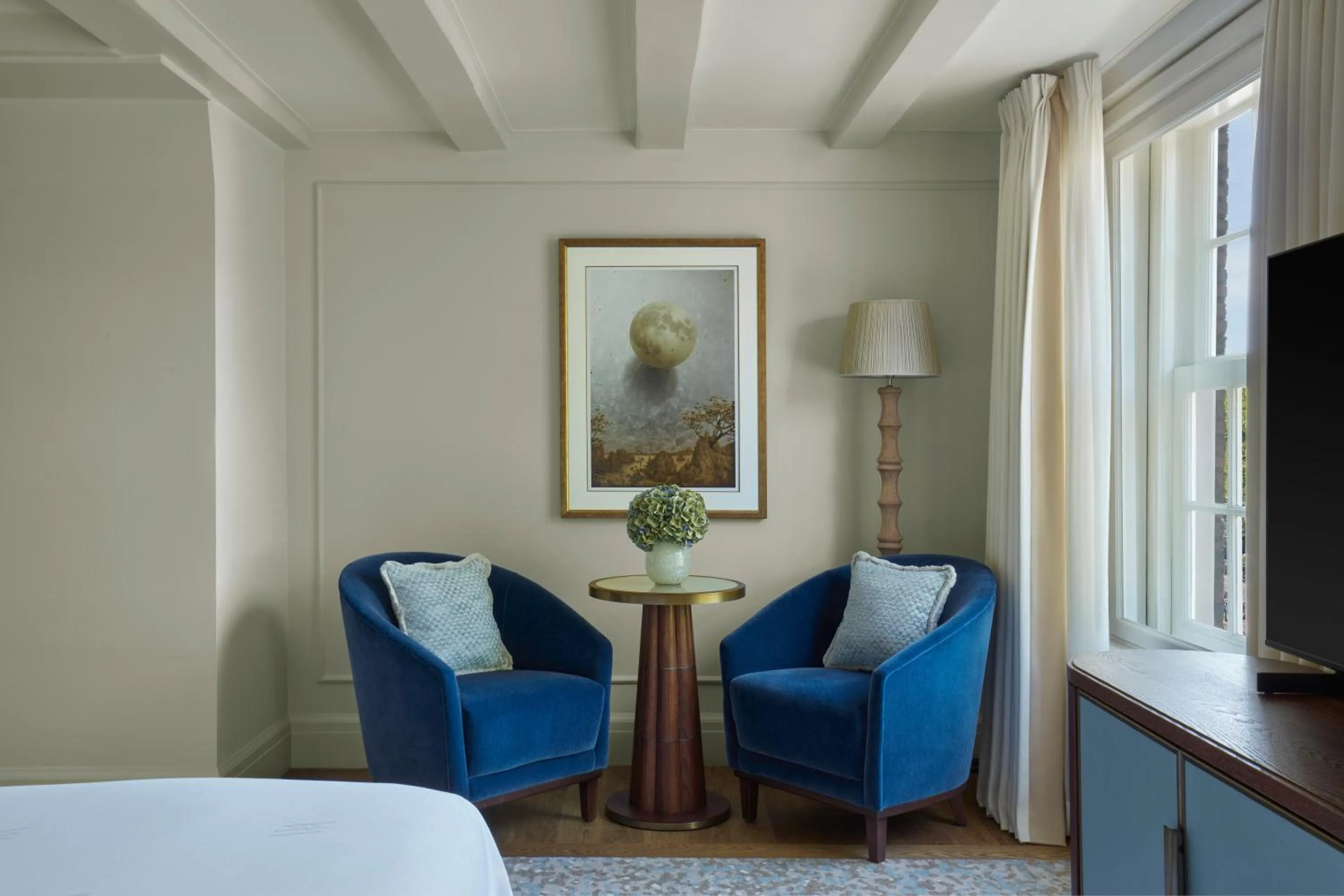 Seating area, Bed in Waldorf Astoria Amsterdam