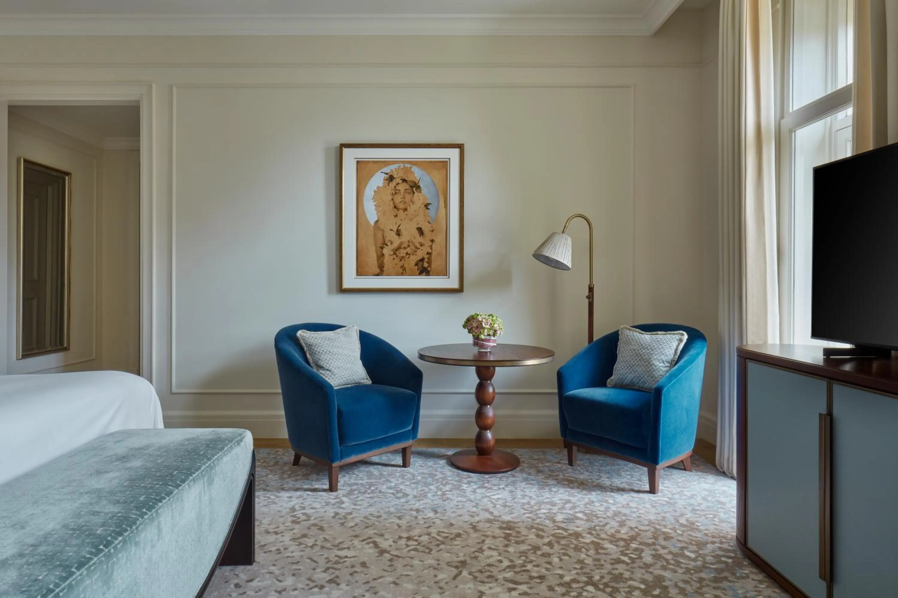 TV and multimedia, Bed in Waldorf Astoria Amsterdam