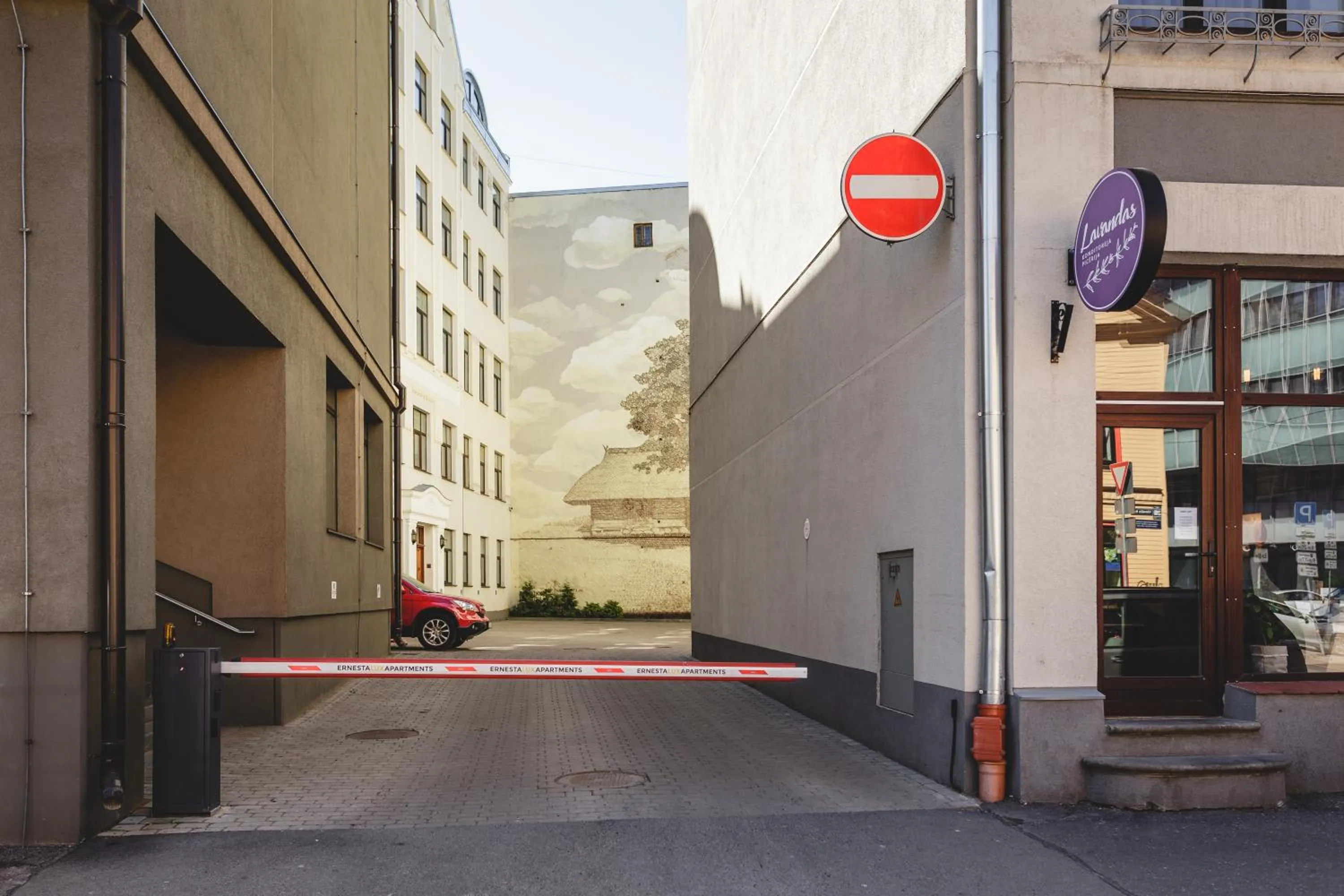 Facade/entrance in Riga Lux Apartments - Ernesta, Free parking