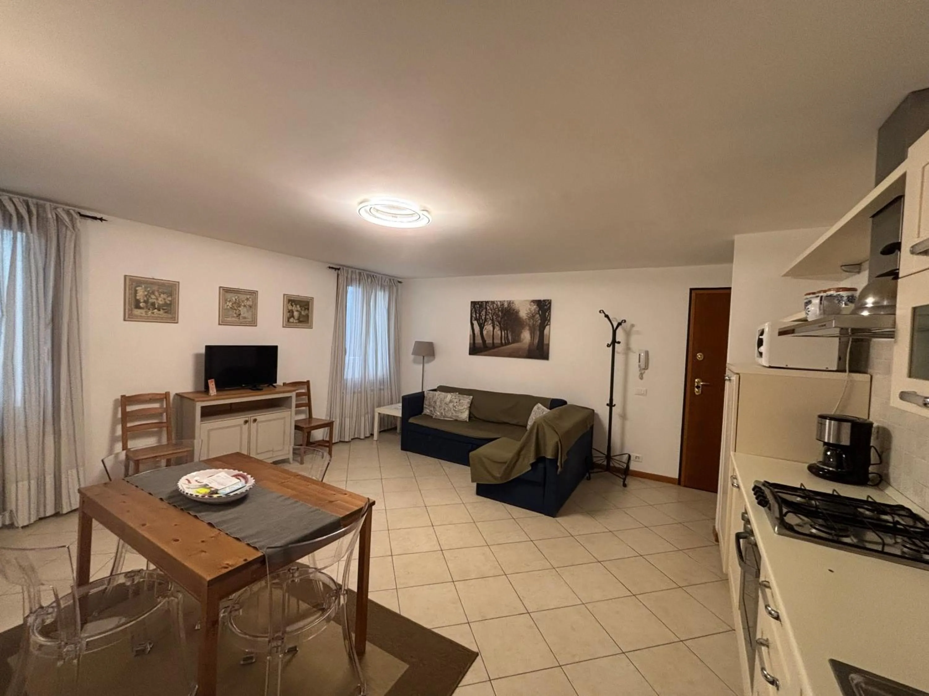 Kitchen or kitchenette in Ali