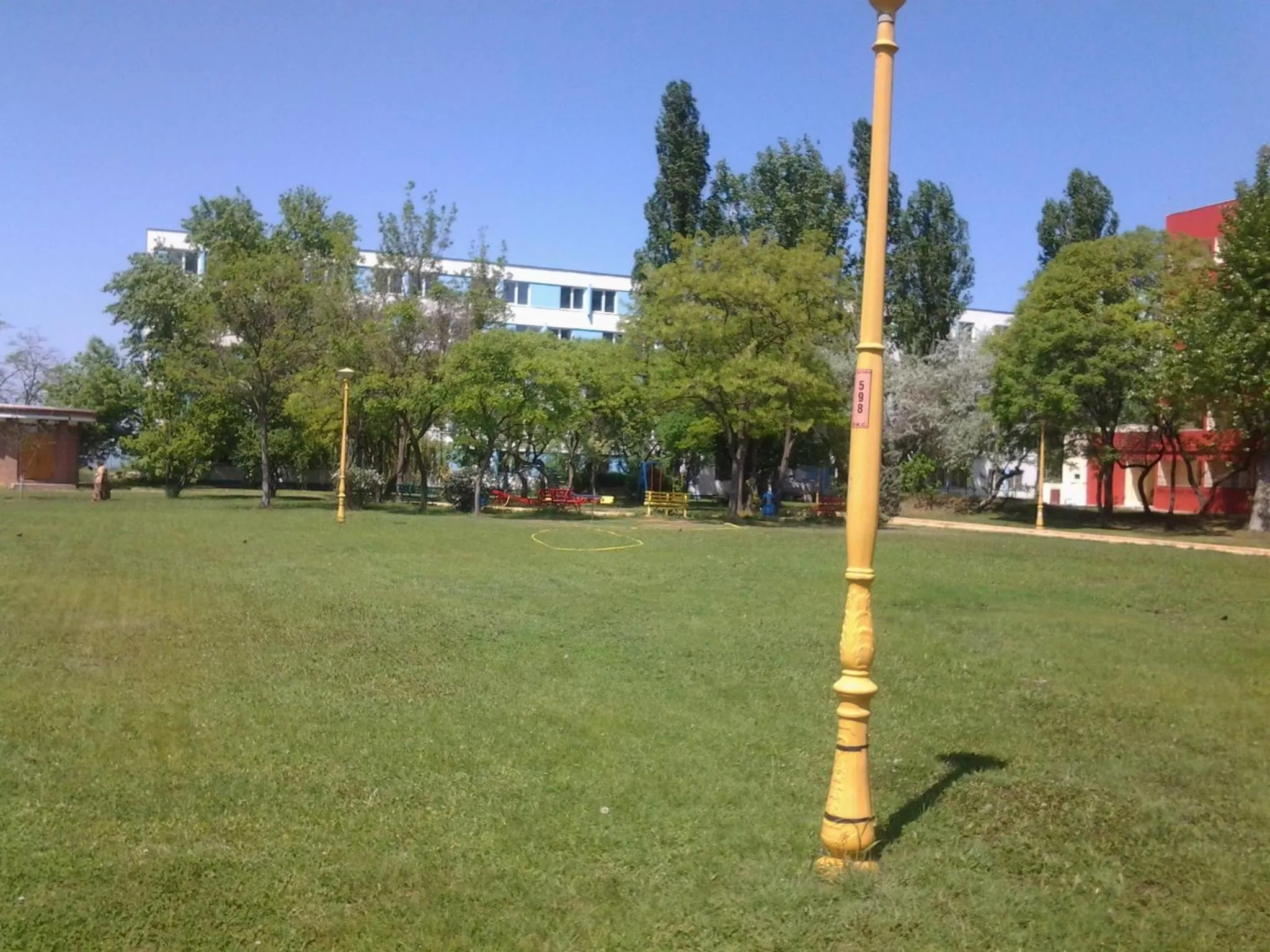 Area and facilities in Hotel Piccadilly