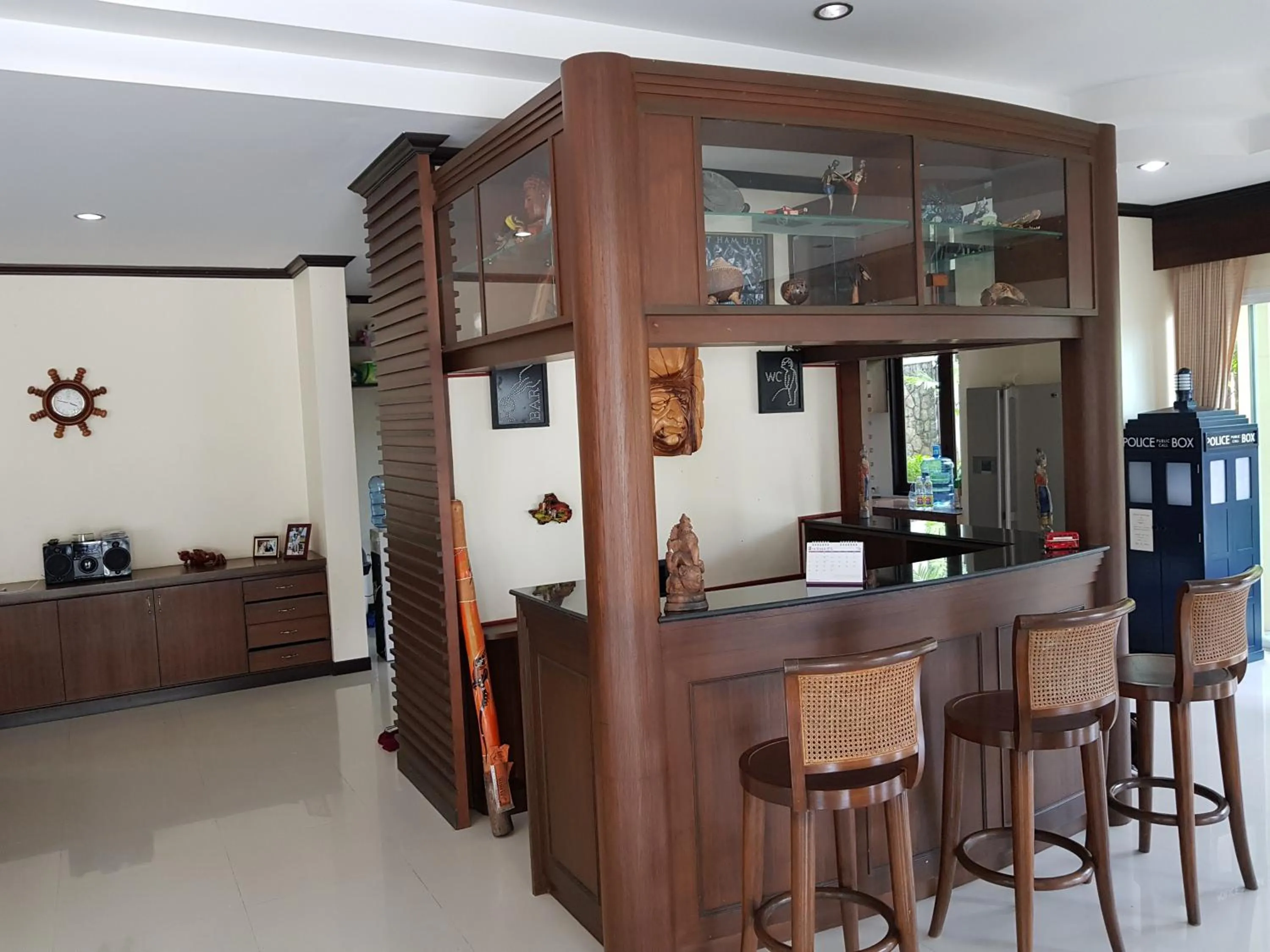 Lounge or bar in ViewPoint Villa