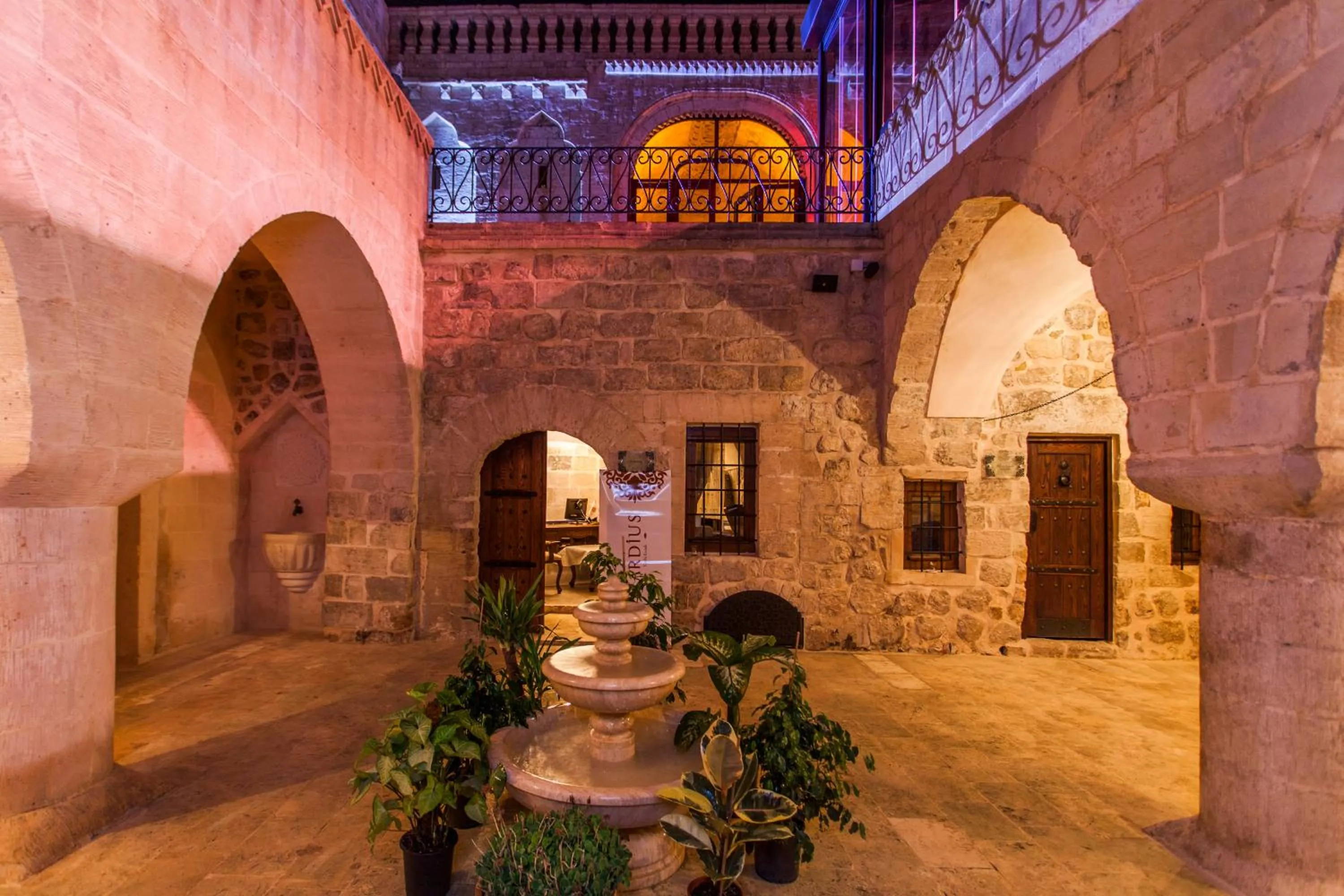 Decorative detail in Mardius Tarihi Konak