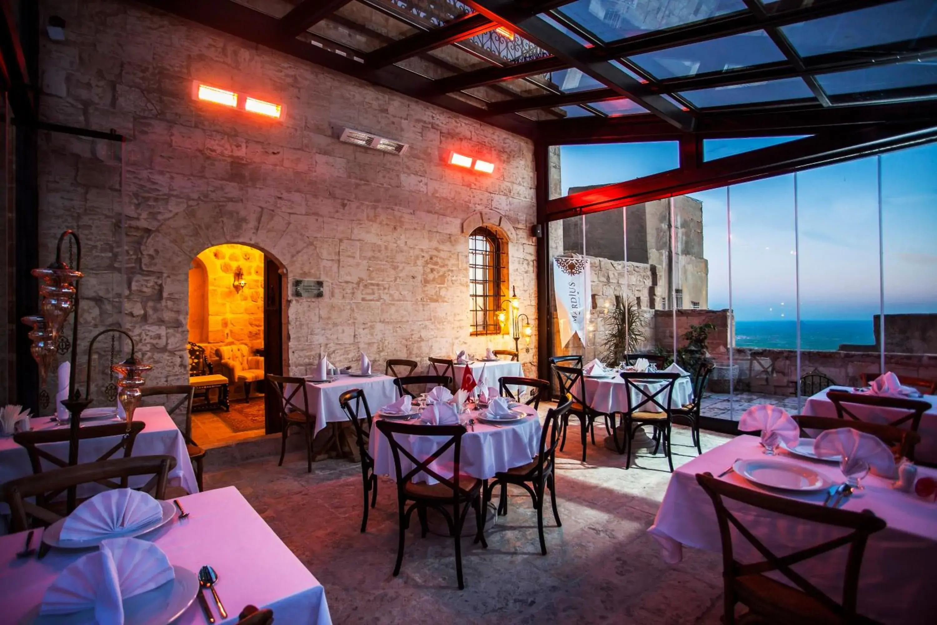 Restaurant/places to eat in Mardius Tarihi Konak Restaurant/places to eat in Mardius Tarihi Konak