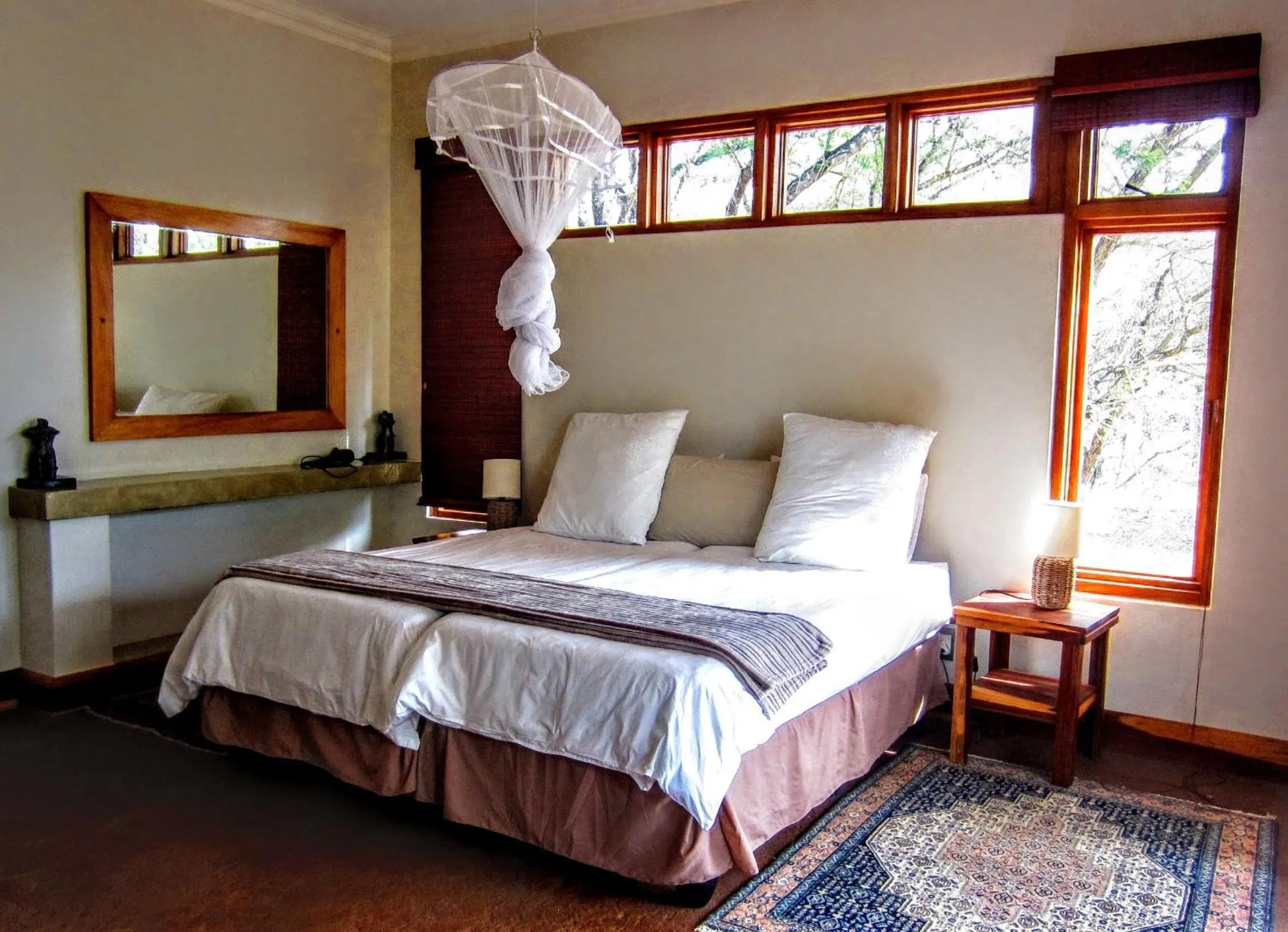Bedroom, Bed in Chumbi Bush House