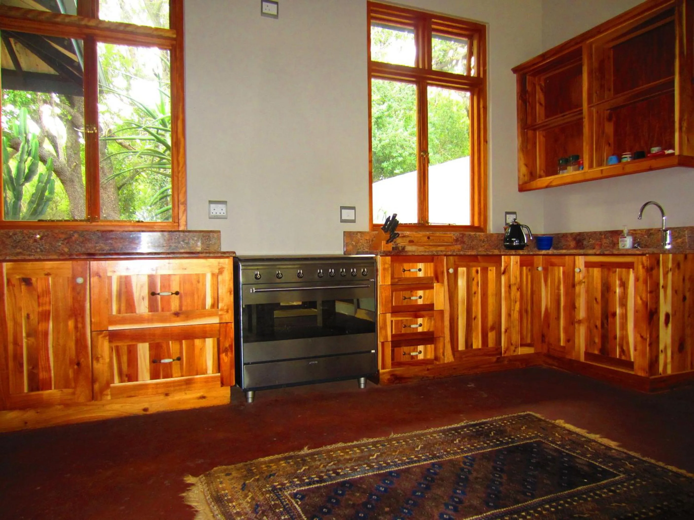 Kitchen or kitchenette in Chumbi Bush House