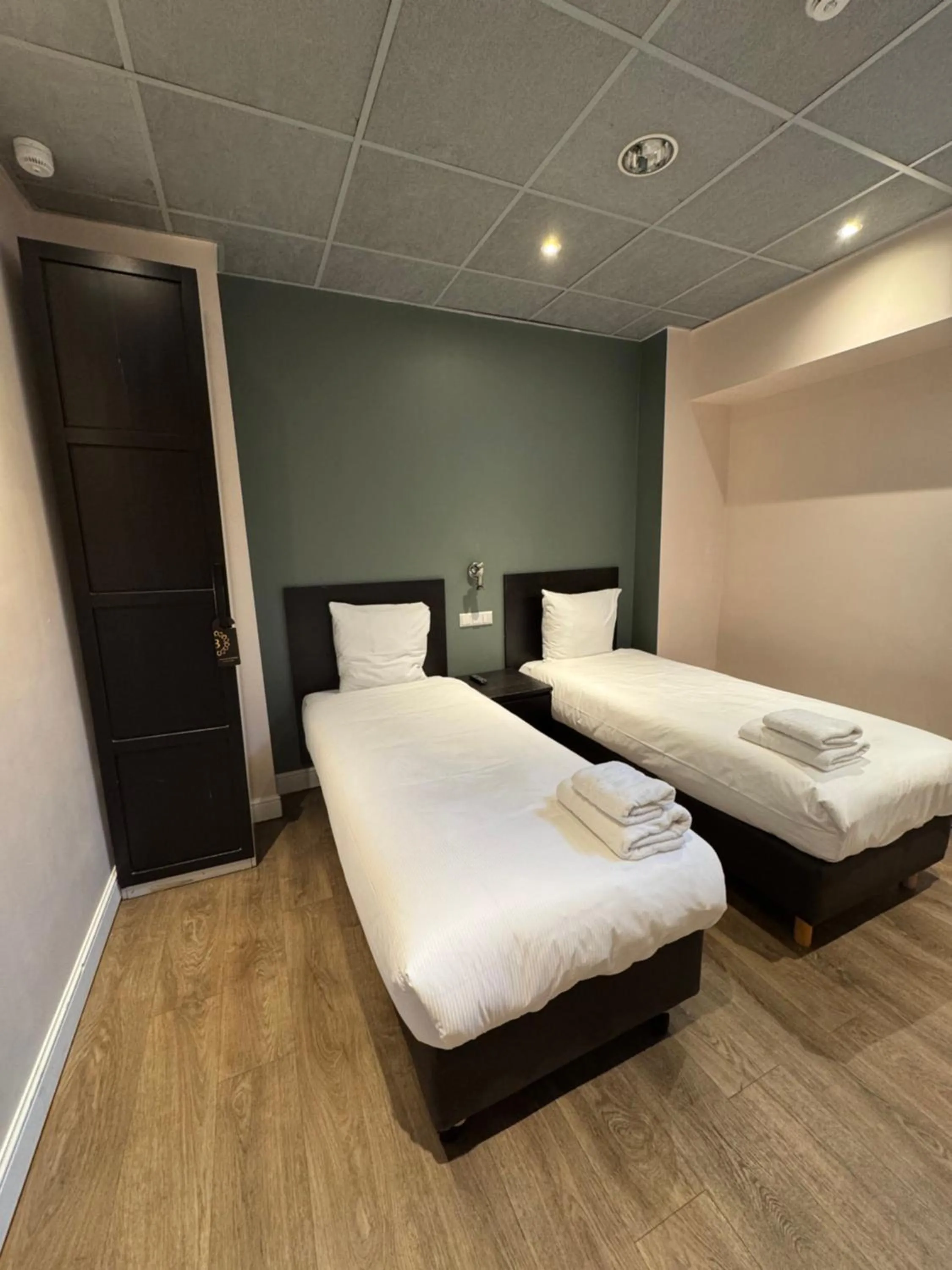 Bed in Hotel de Duif Lisse - Keukenhof