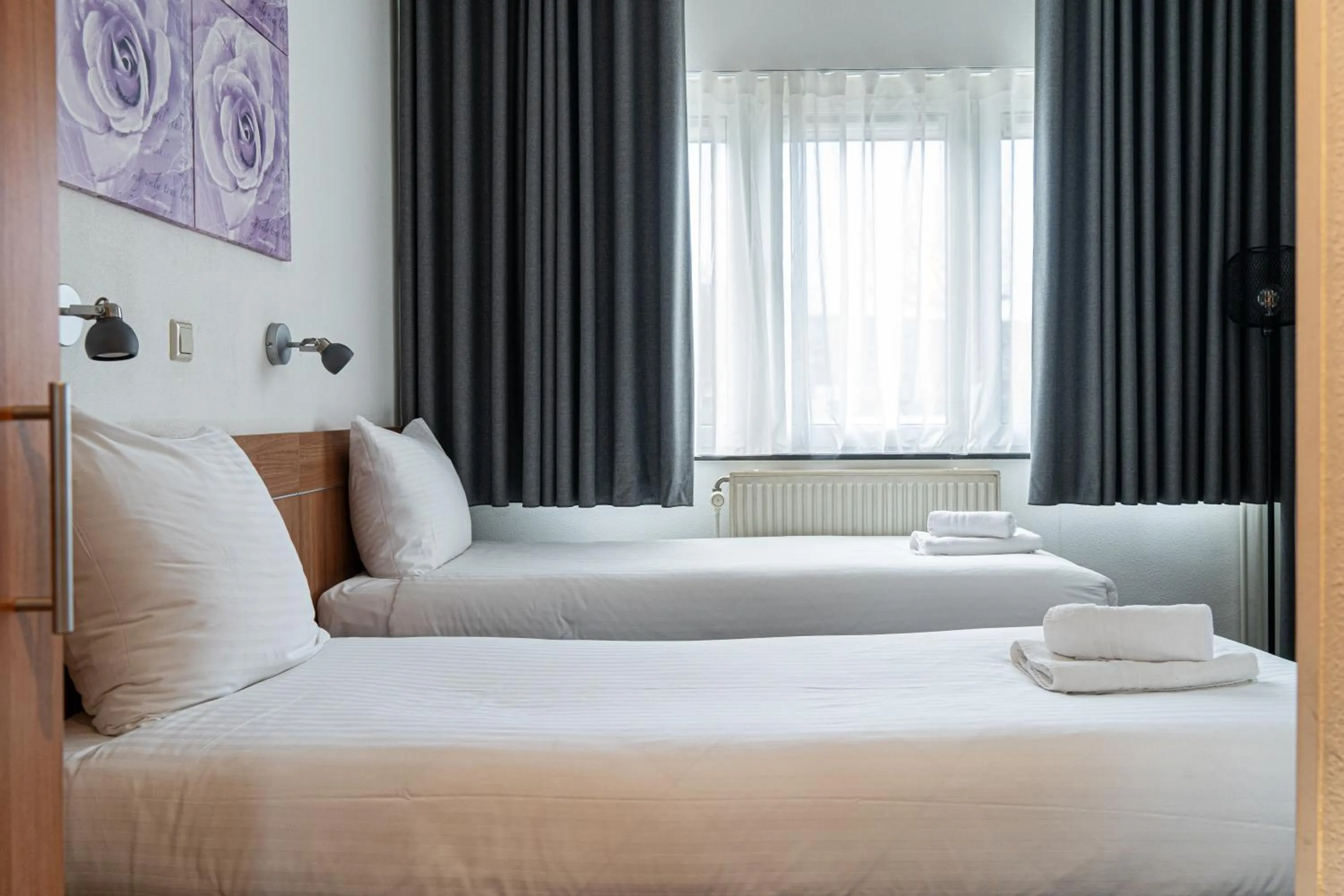 Bed in Hotel de Duif Lisse - Keukenhof