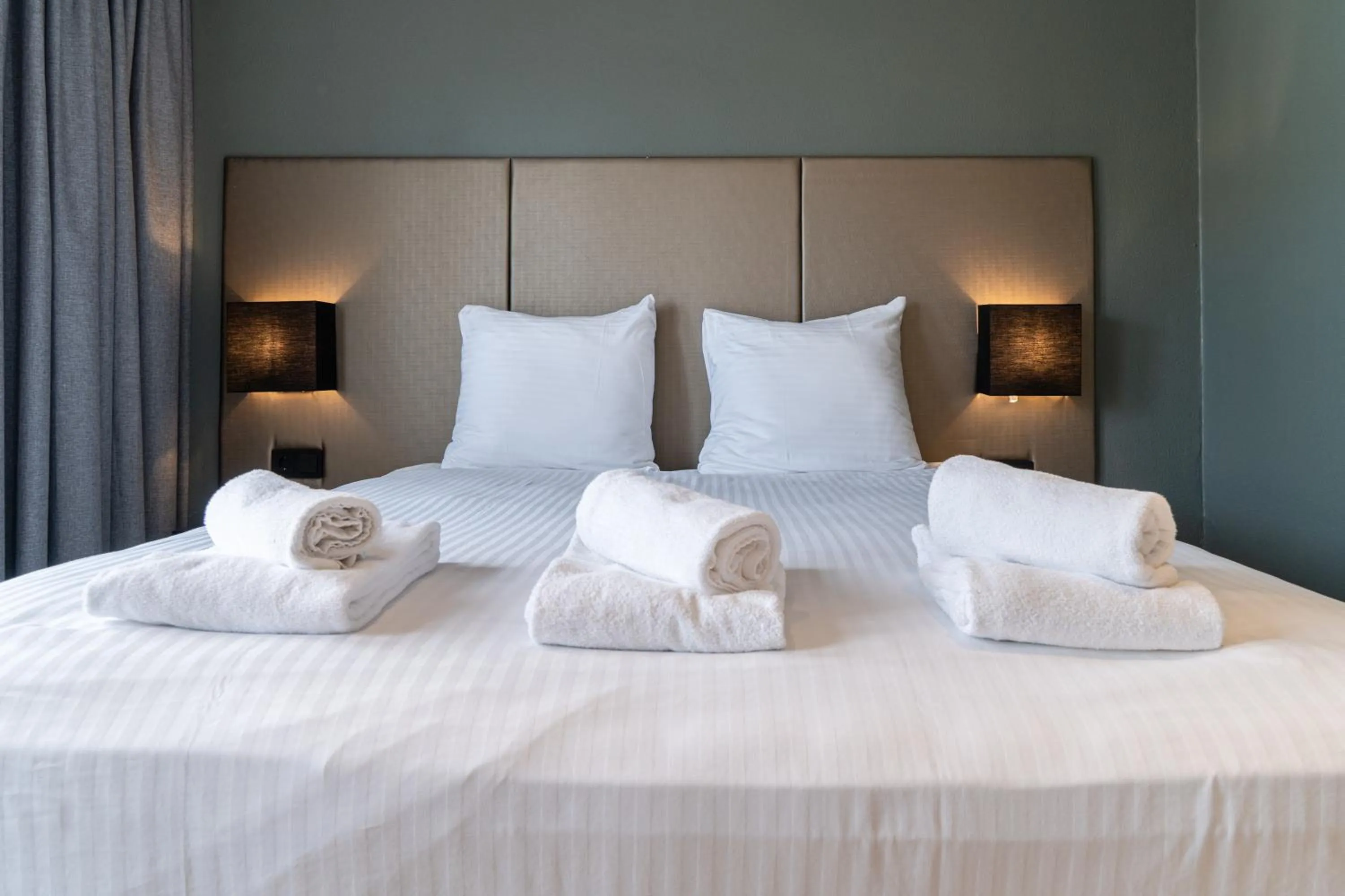 Bed in Hotel de Duif Lisse - Keukenhof