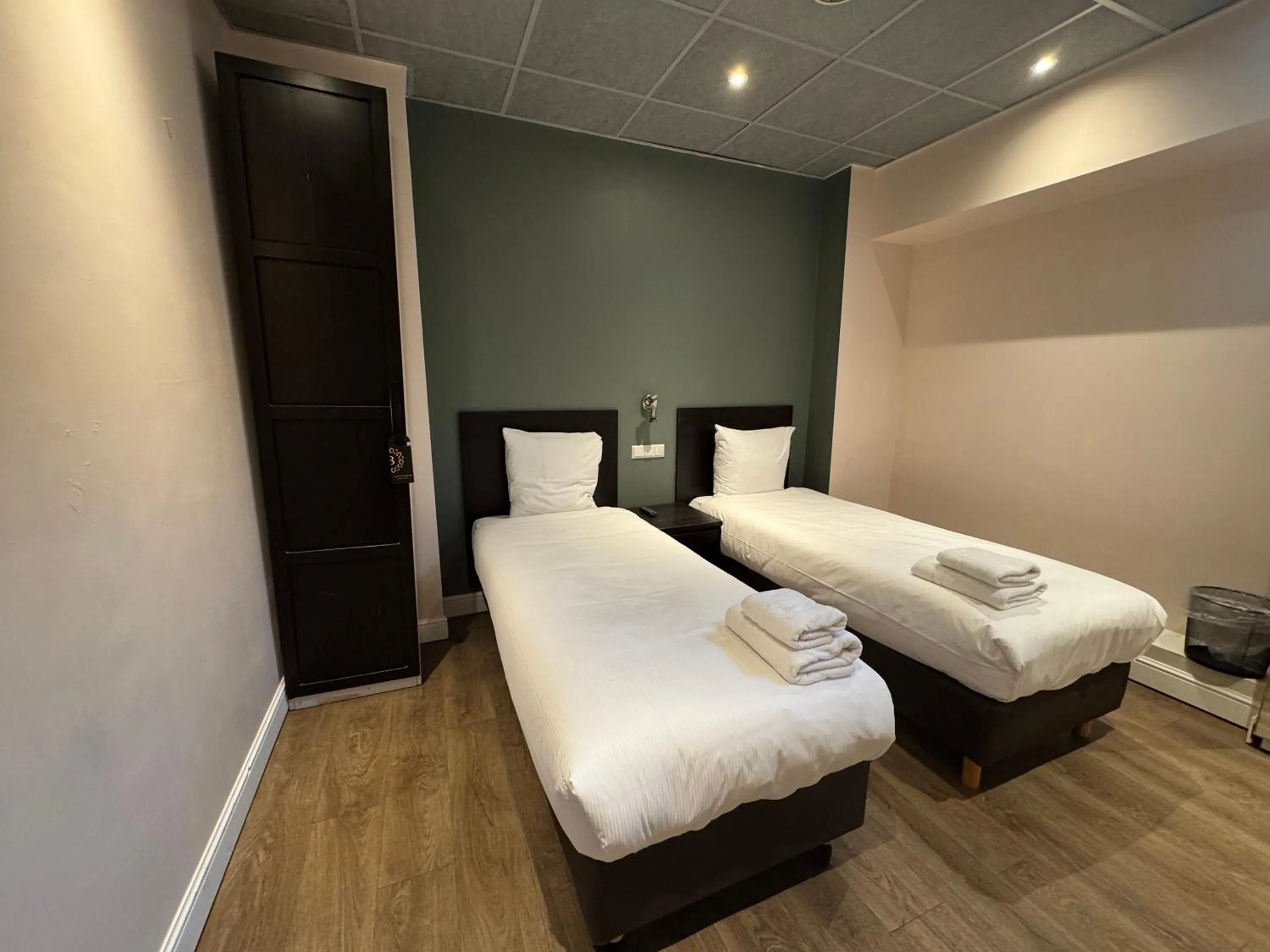 Bed in Hotel de Duif Lisse - Keukenhof