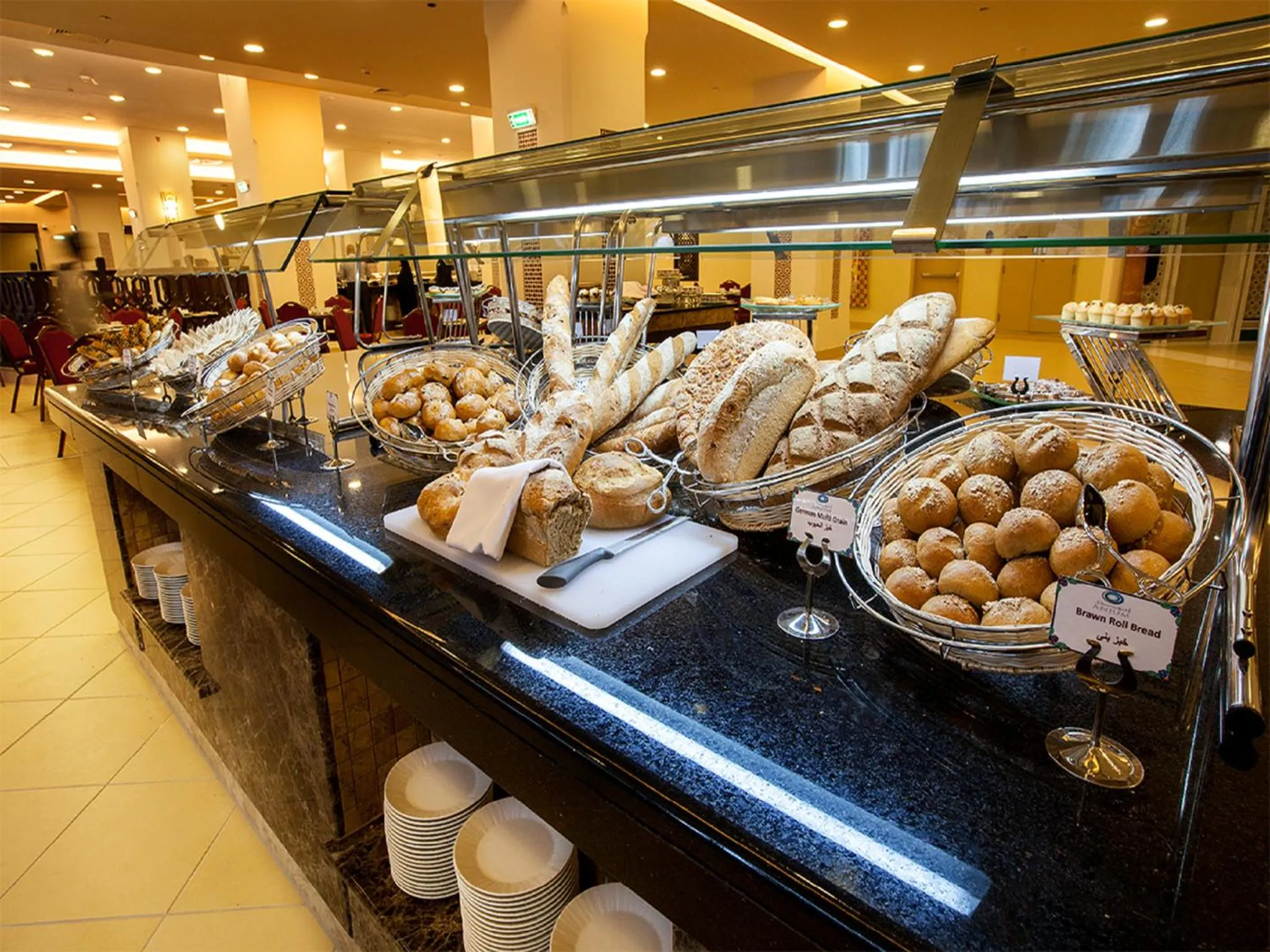 Restaurant/places to eat in Anjum Makkah Hotel