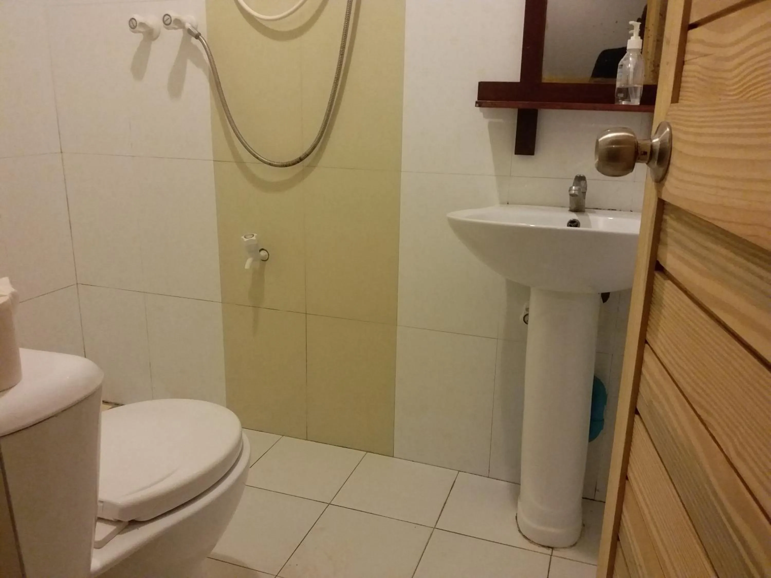 Bathroom in Ras Rana Lodge