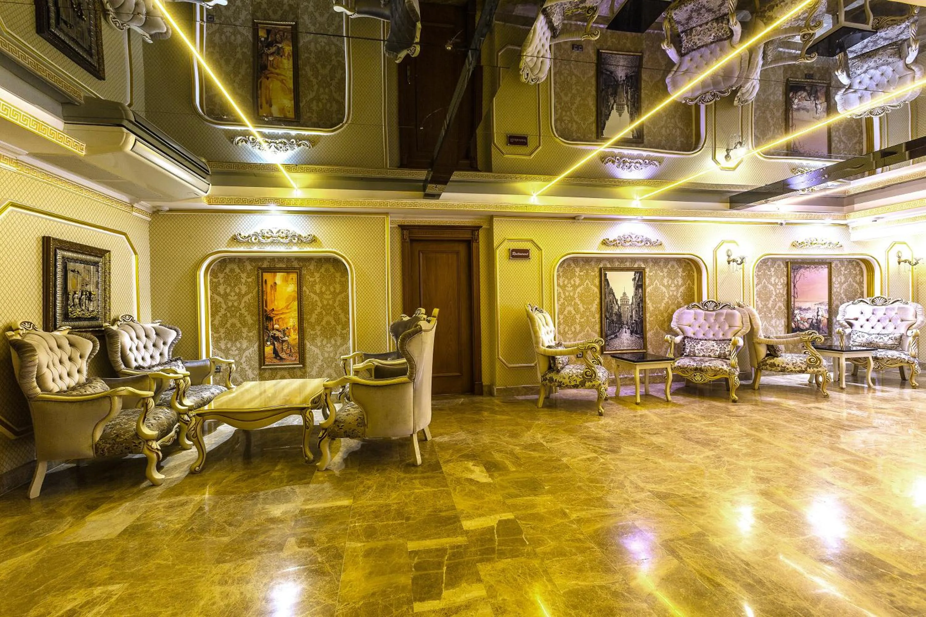 Lobby or reception in Lausos Palace Hotel Şişli