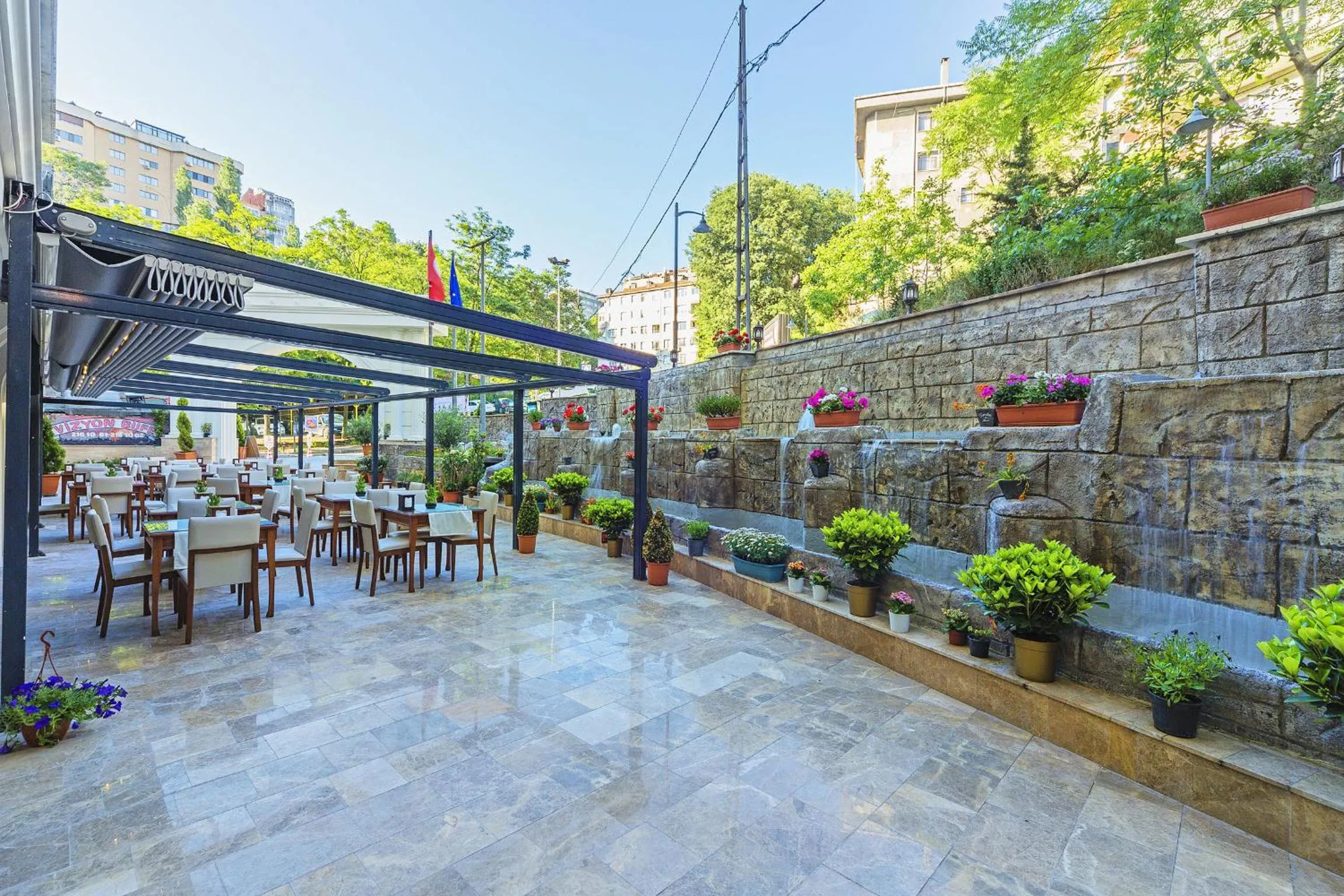 Balcony/Terrace in Lausos Palace Hotel Şişli