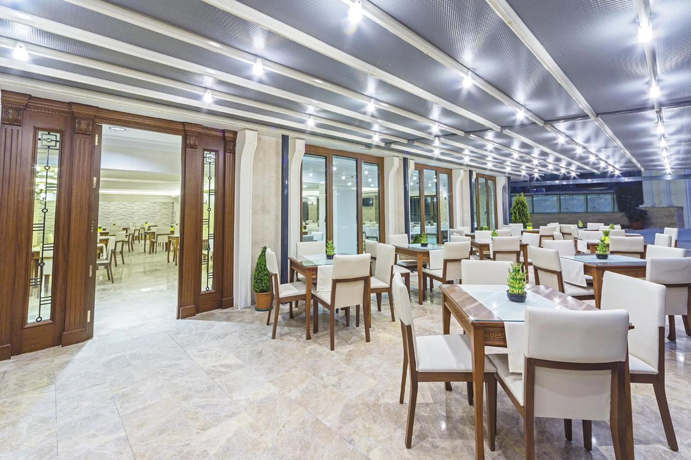 Restaurant/places to eat in Lausos Palace Hotel Şişli