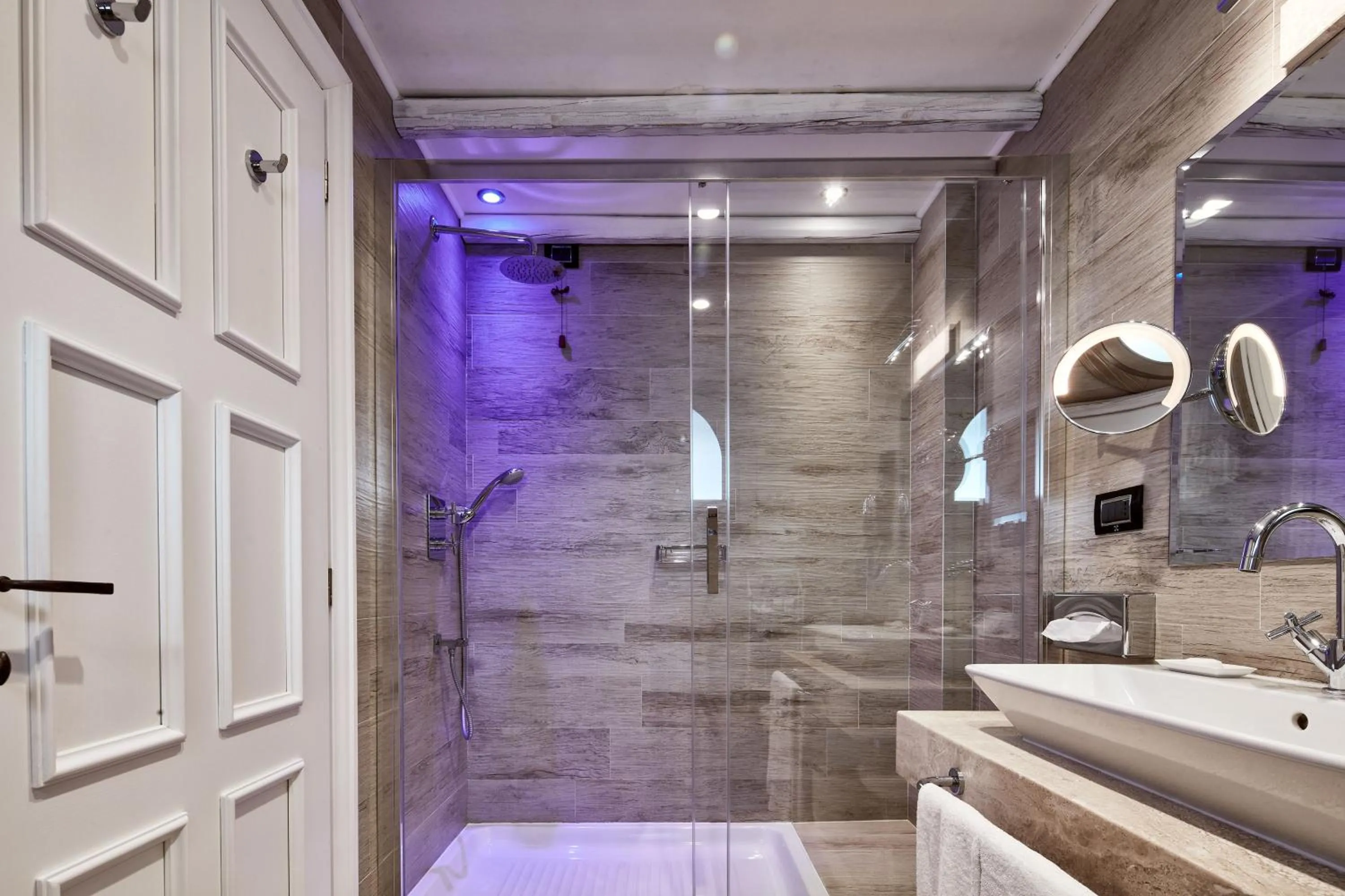 Bathroom in La Villa Del Re - Adults Only - Small Luxury Hotels of the World