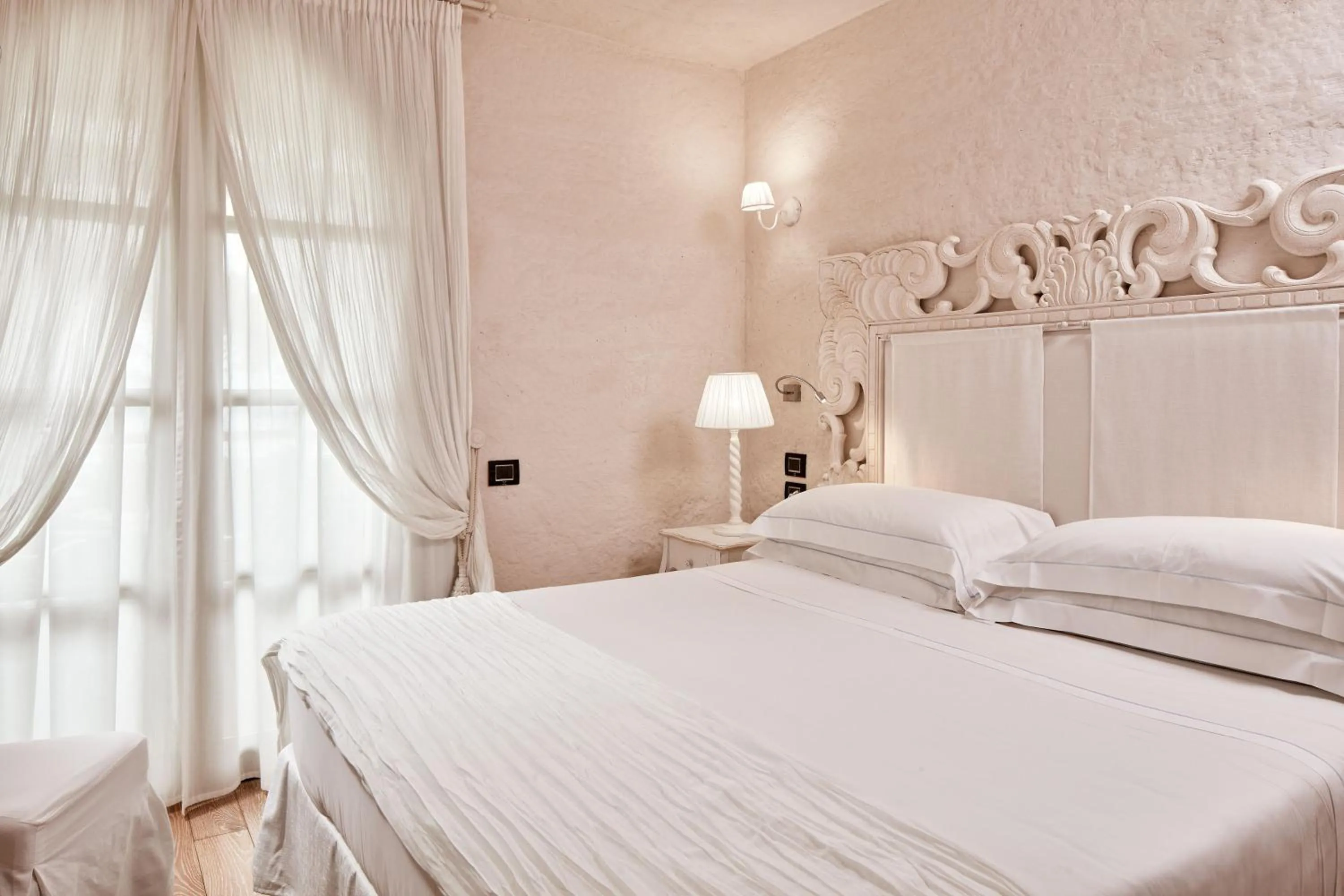 Bedroom, Bed in La Villa Del Re - Adults Only - Small Luxury Hotels of the World