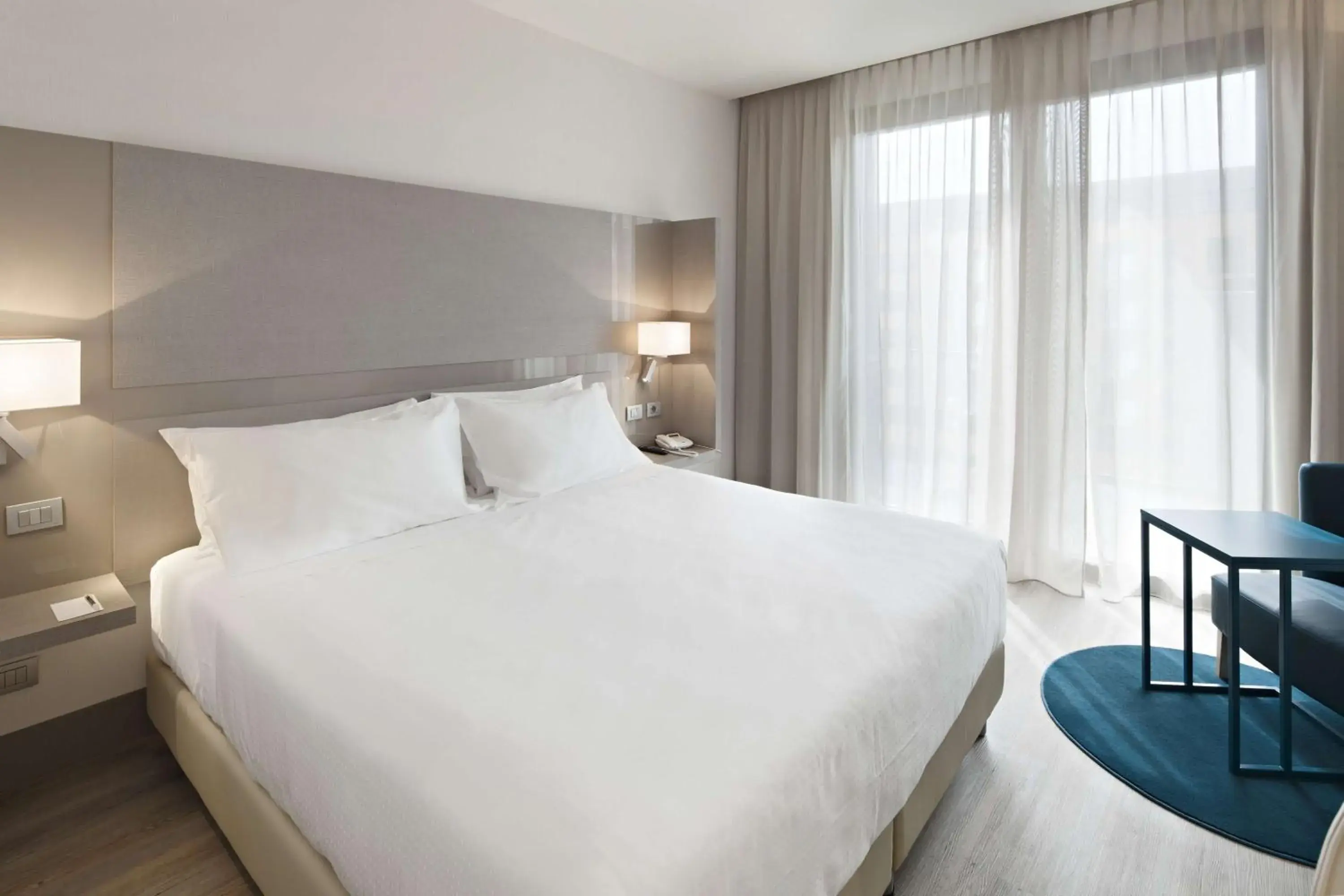 Bedroom, Bed in NH Parma Bedroom, Bed in NH Parma