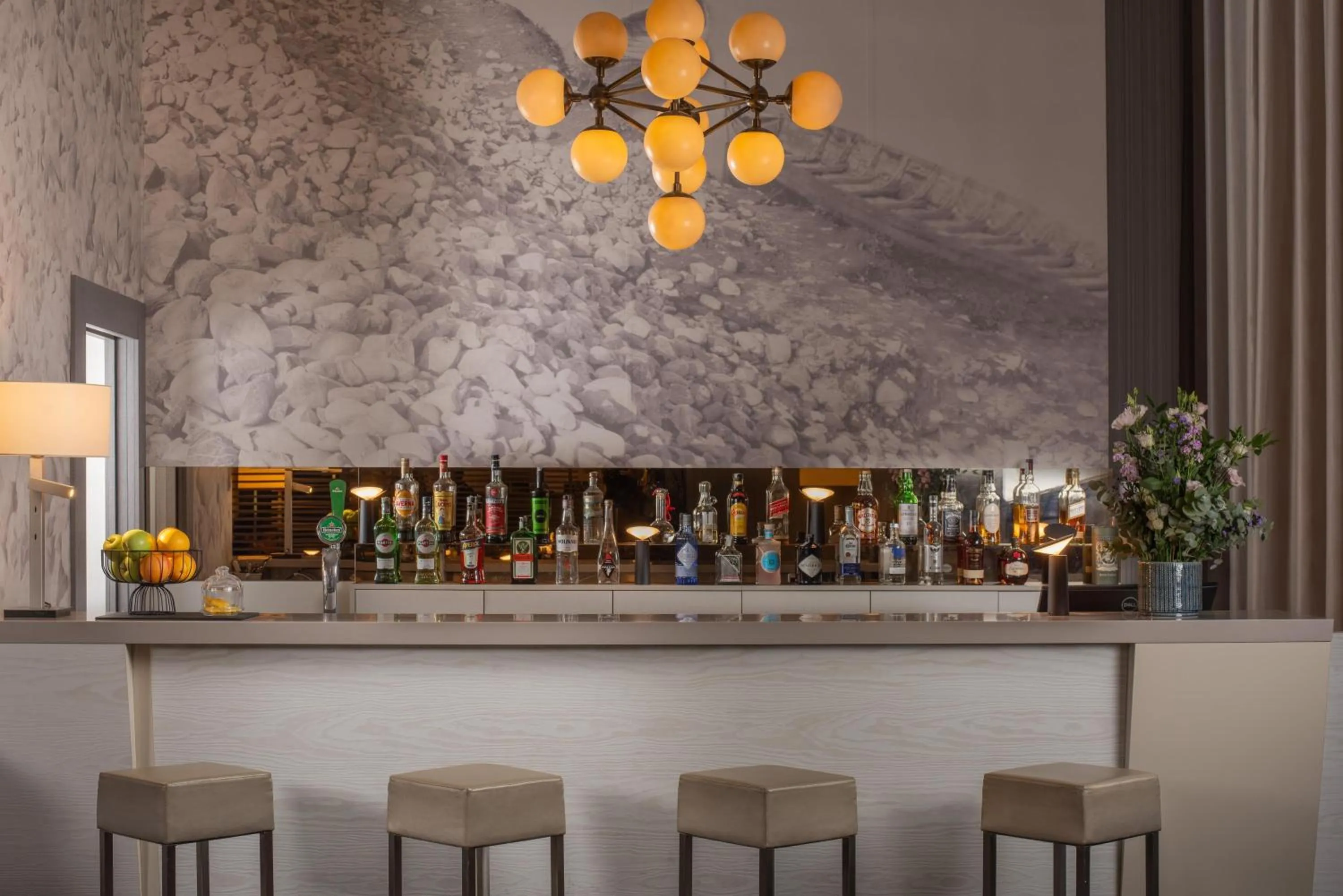 Lobby or reception in NH Parma