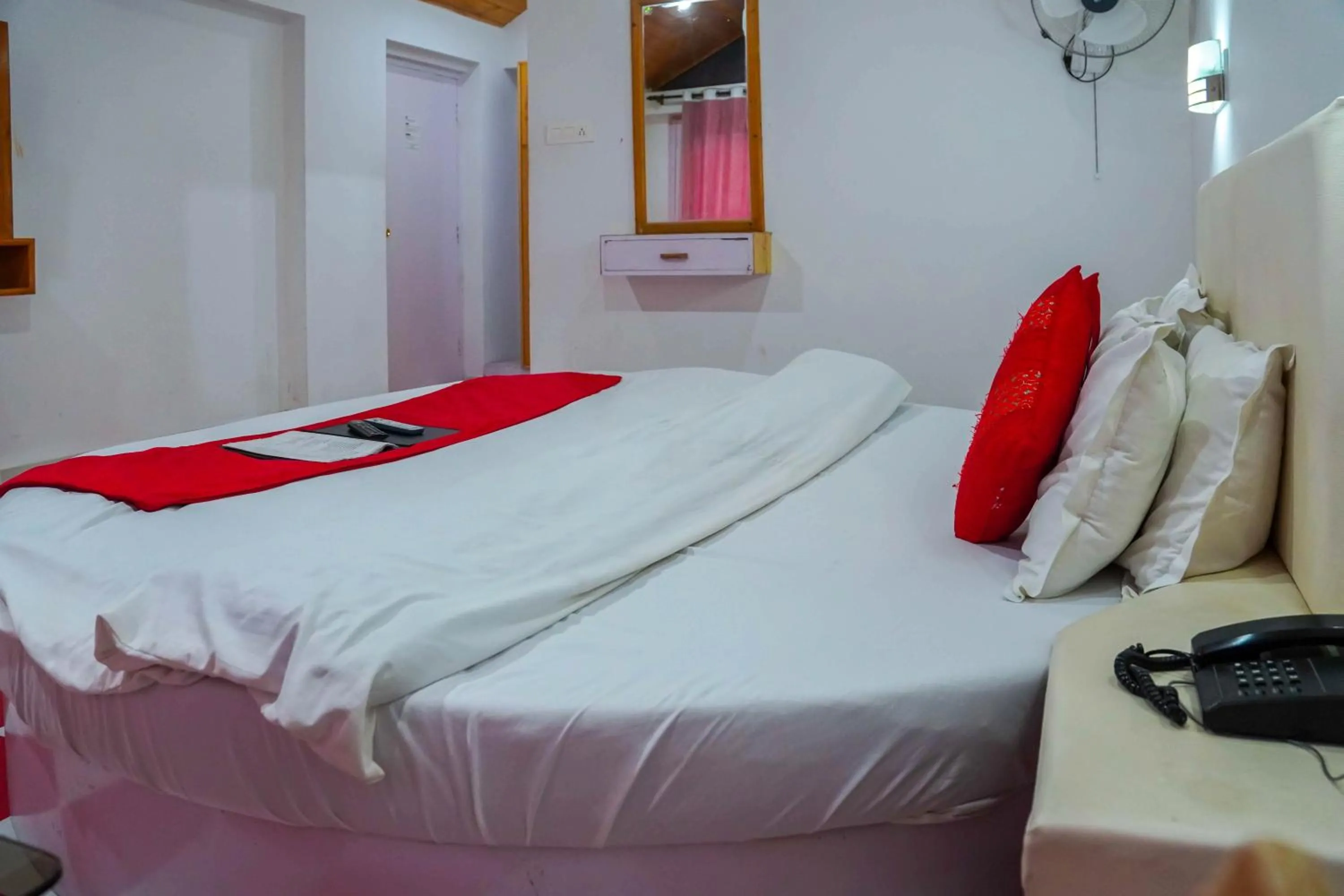 Bed in Ride At Hill-Nihal Hotel & Cottage