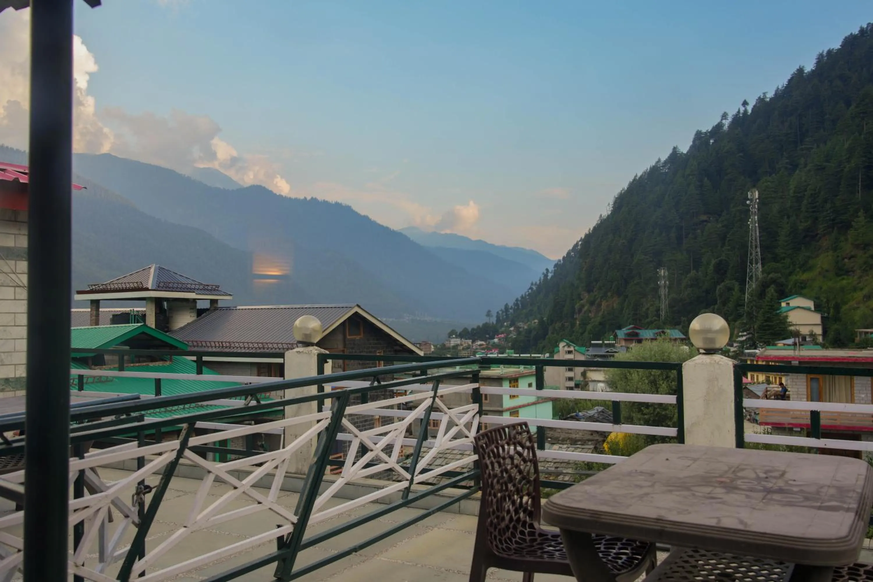 Natural landscape in Ride At Hill-Nihal Hotel & Cottage