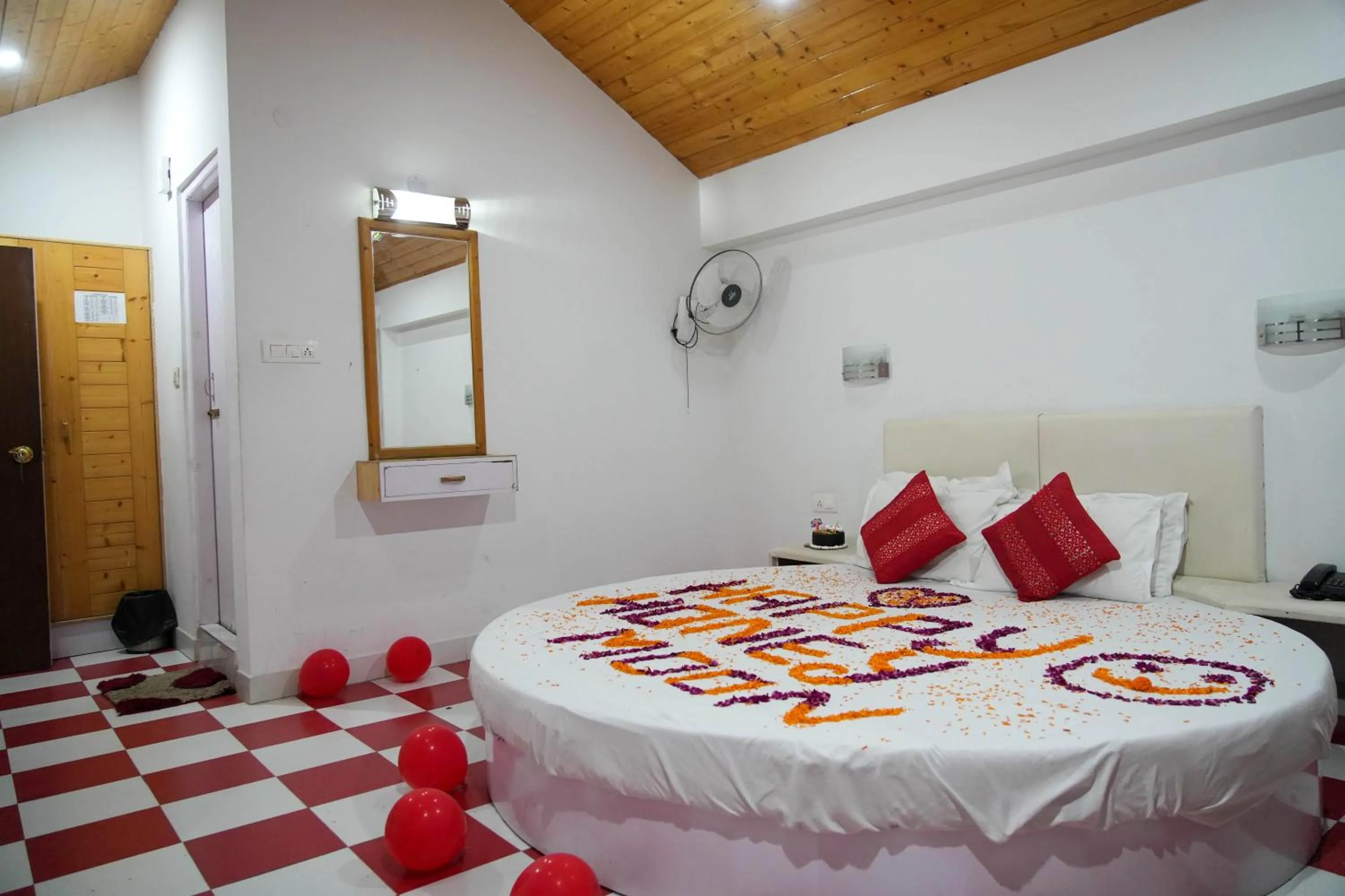 Bed in Ride At Hill-Nihal Hotel & Cottage