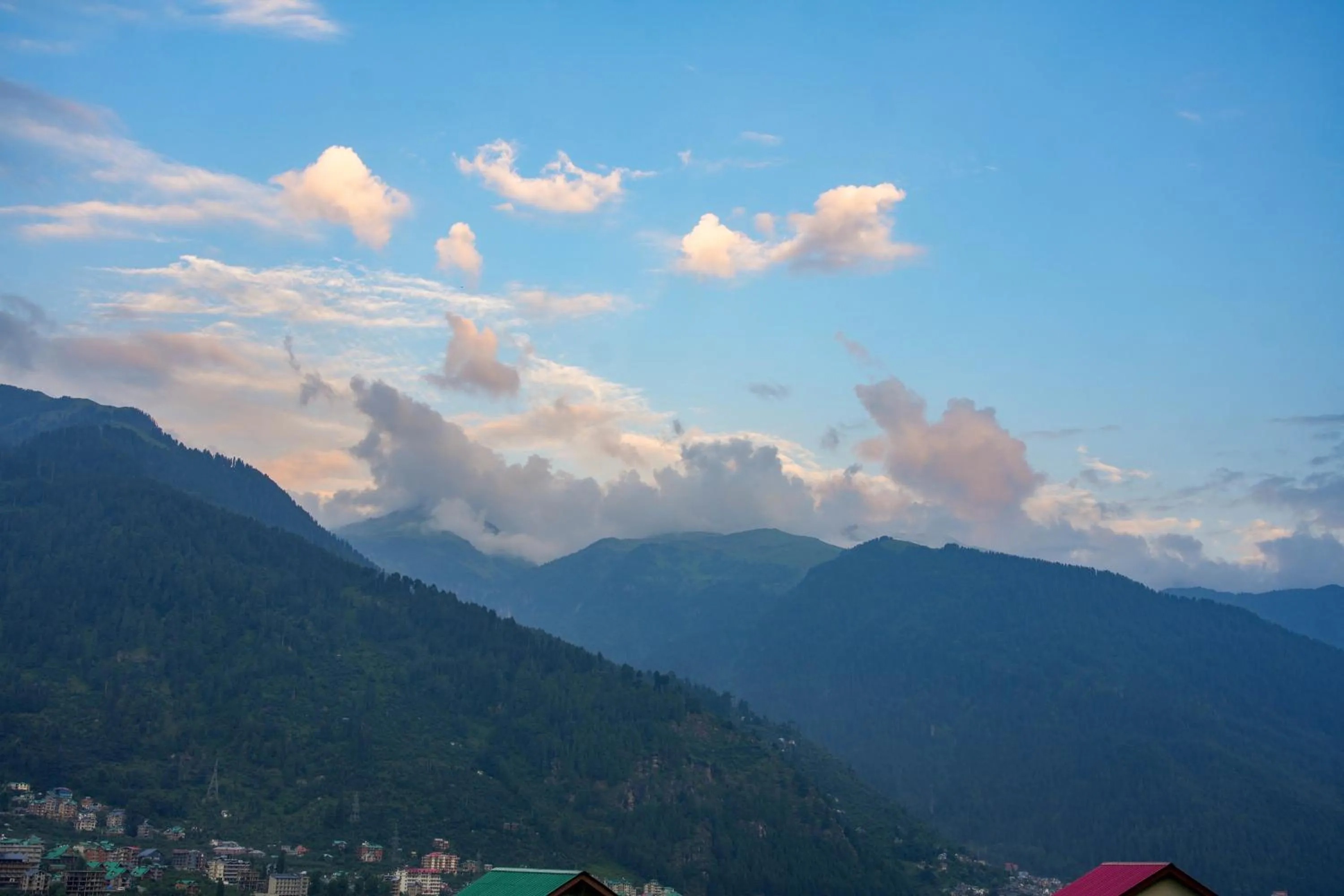 Mountain view in Ride At Hill-Nihal Hotel & Cottage