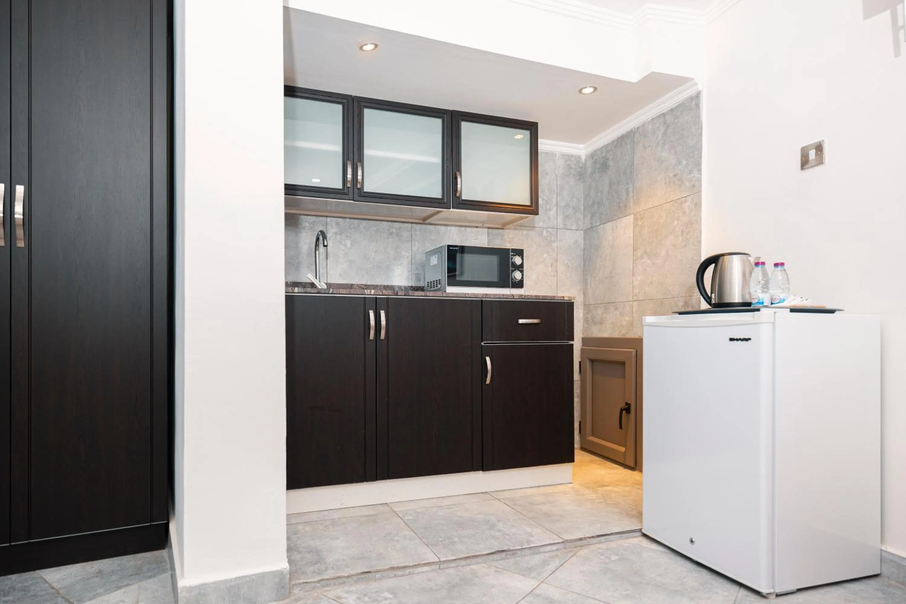 Kitchen or kitchenette in Salmiya Grand Hotel