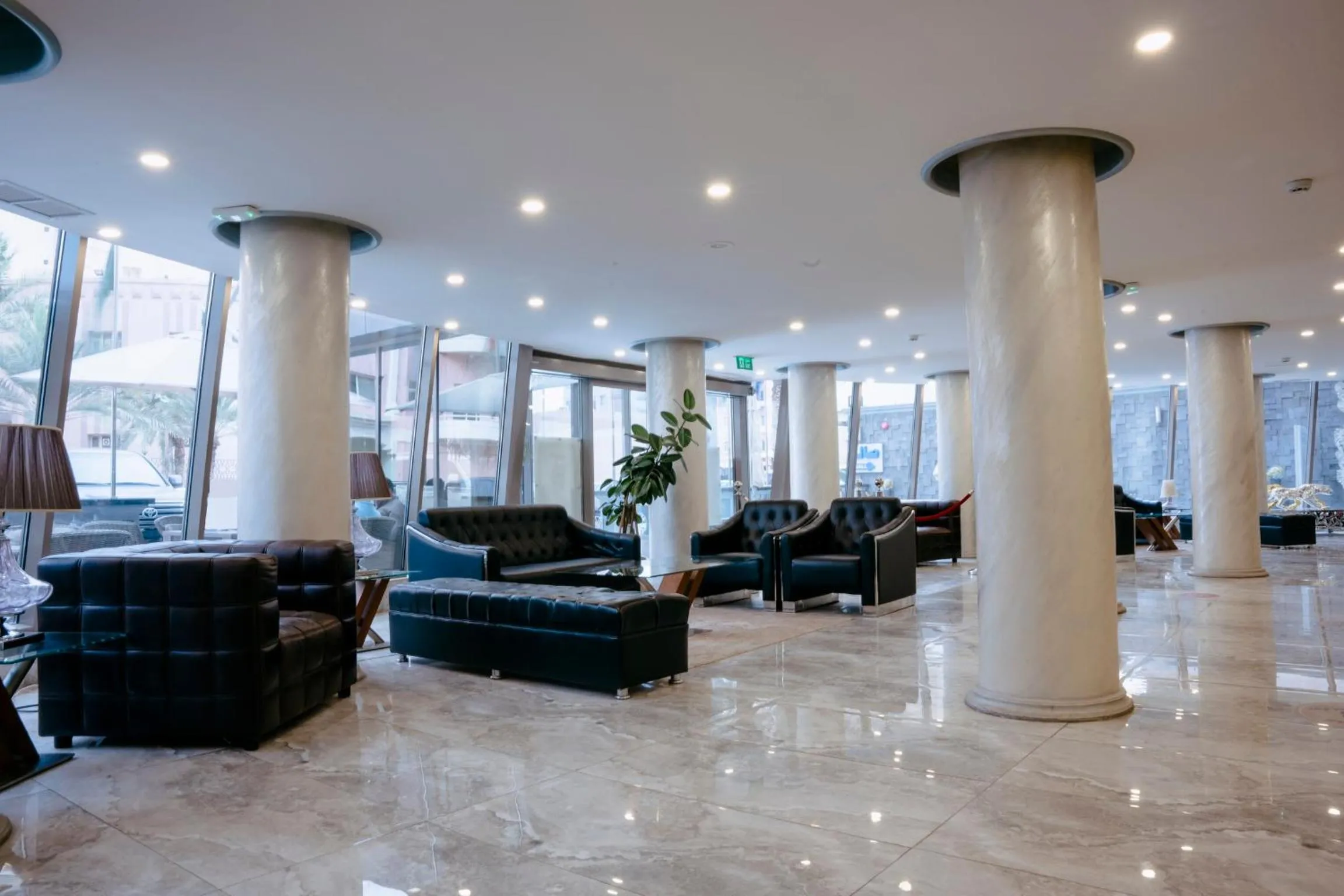 Lobby or reception in Salmiya Grand Hotel