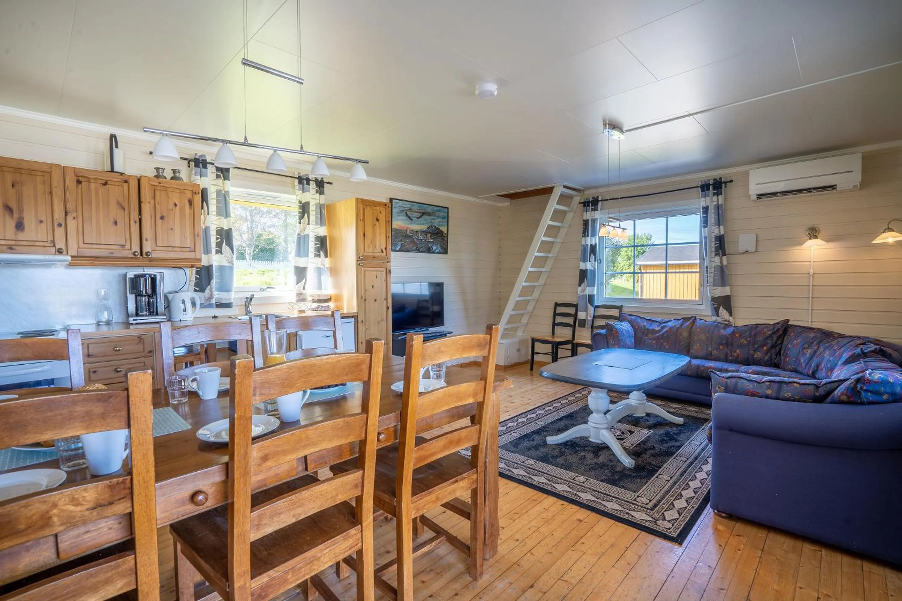 Living room in Topcamp Havblikk - Helgeland