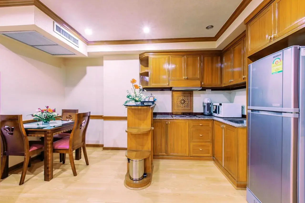 Two-Bedroom Apartment in Varindavan Park Serviced Residence Two-Bedroom Apartment in Varindavan Park Serviced Residence