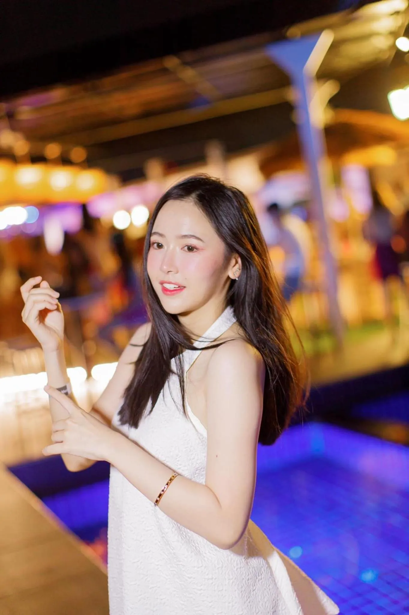 Restaurant/places to eat in Varindavan Park Serviced Residence