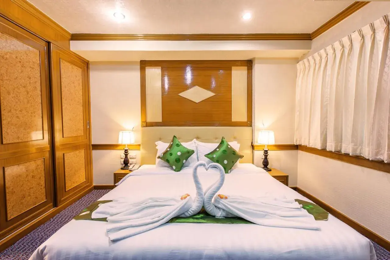 Two-Bedroom Apartment in Varindavan Park Serviced Residence Two-Bedroom Apartment in Varindavan Park Serviced Residence