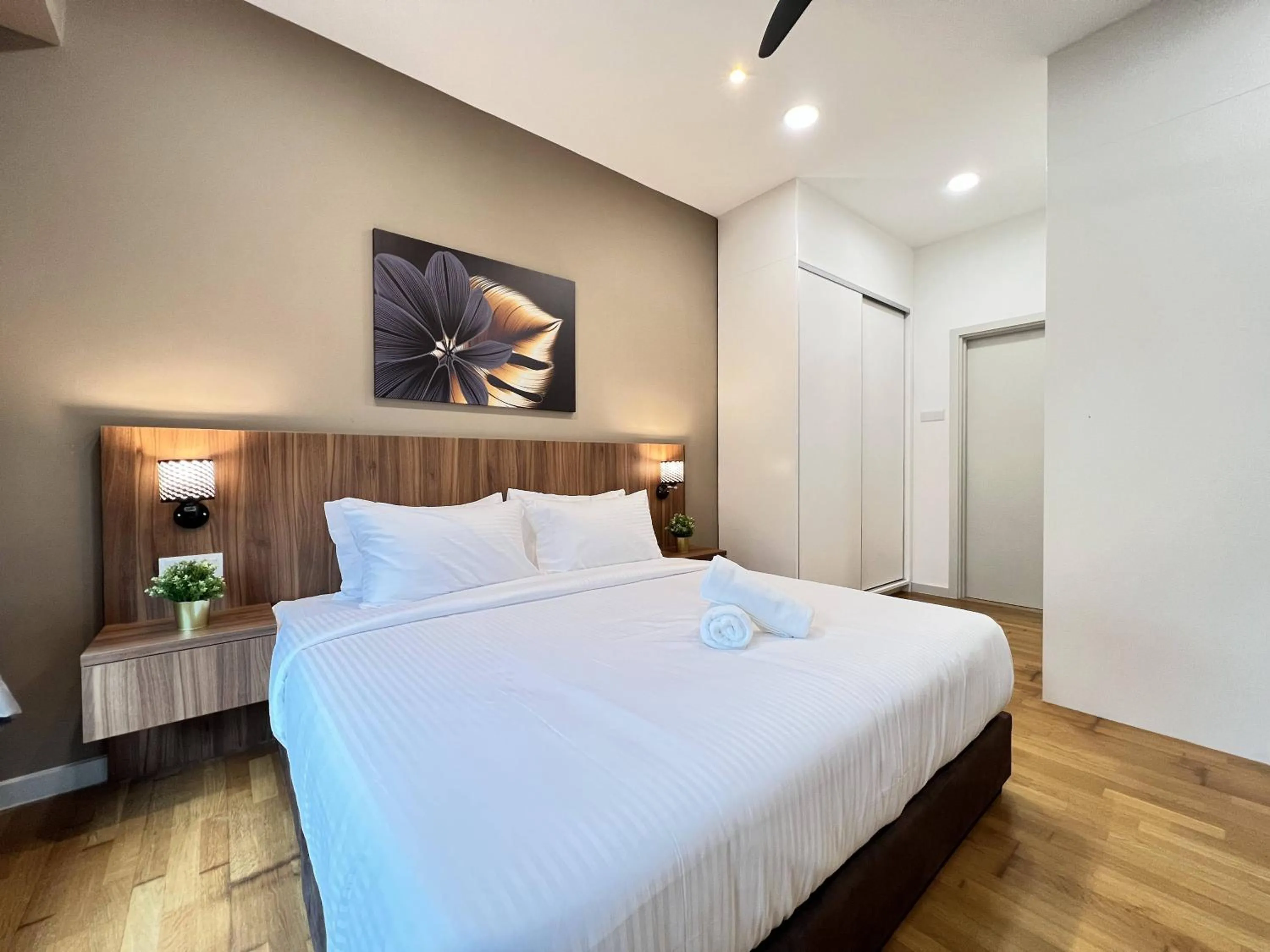 Photo of the whole room in Iskandar Residence @ UHA