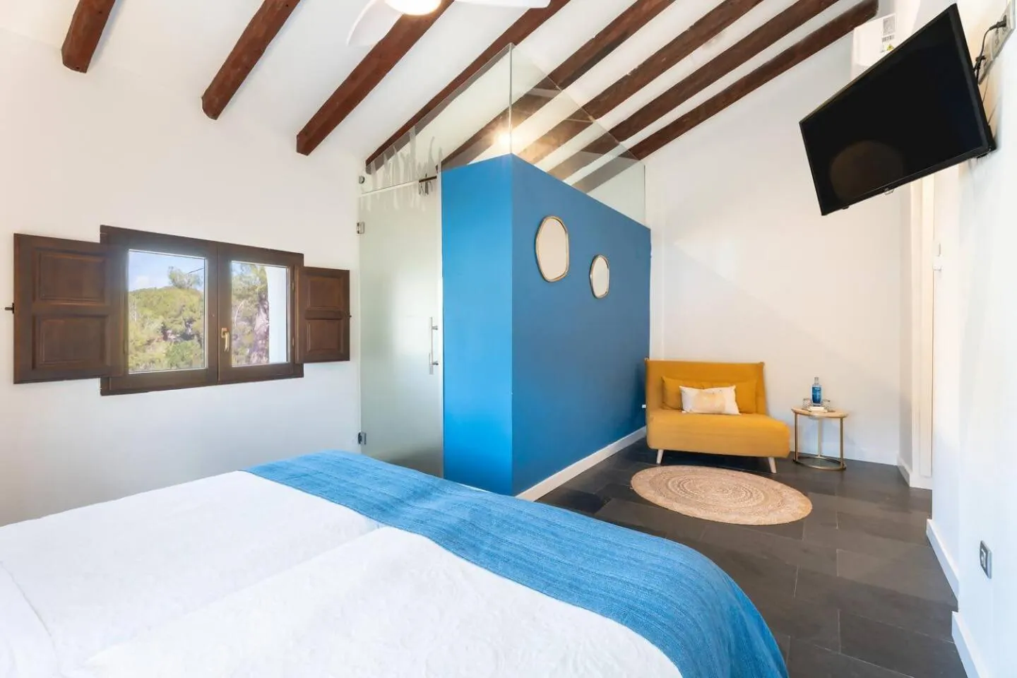 Bed in 1893 Hotel Boutique