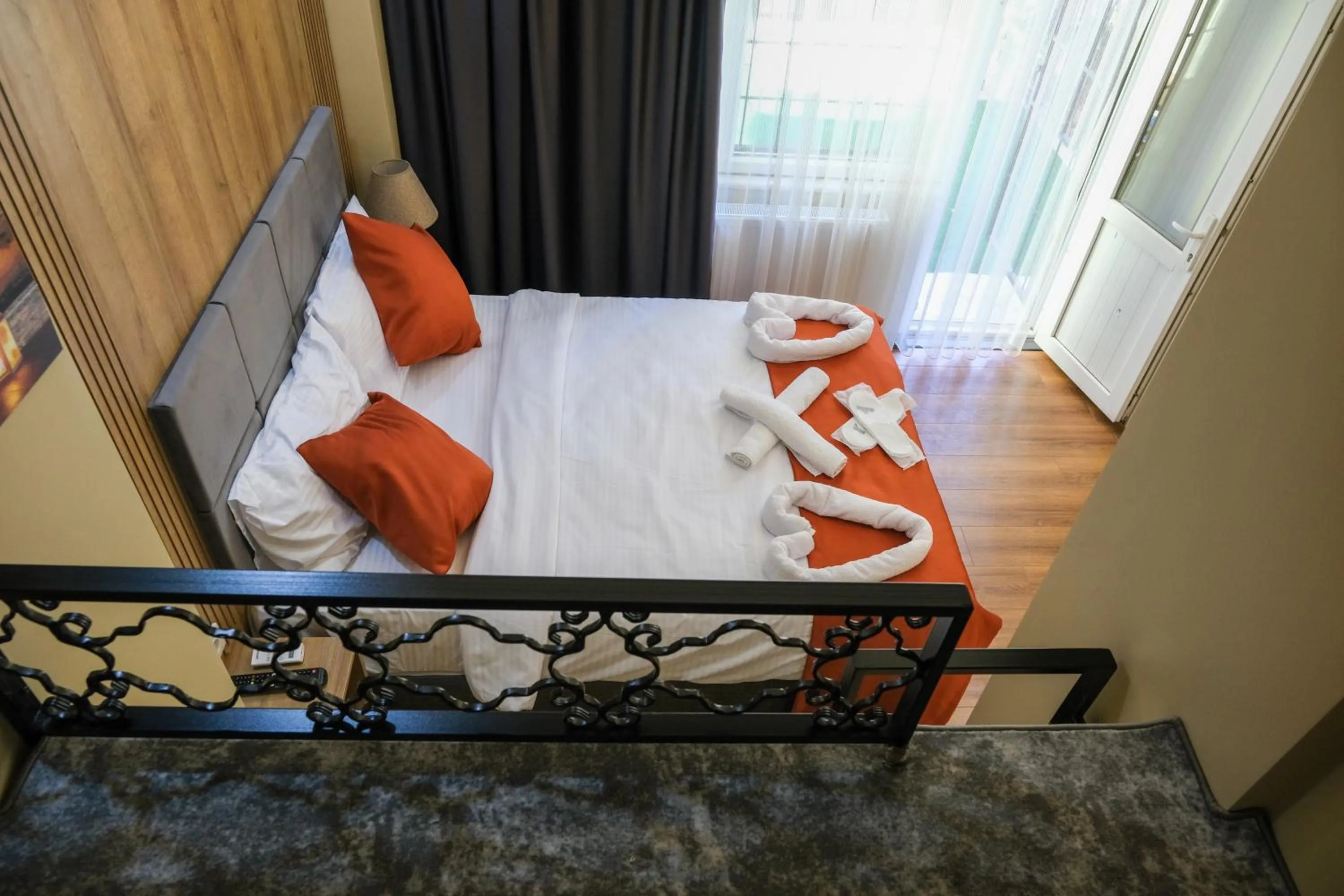 Bed in hotel La Vitrine