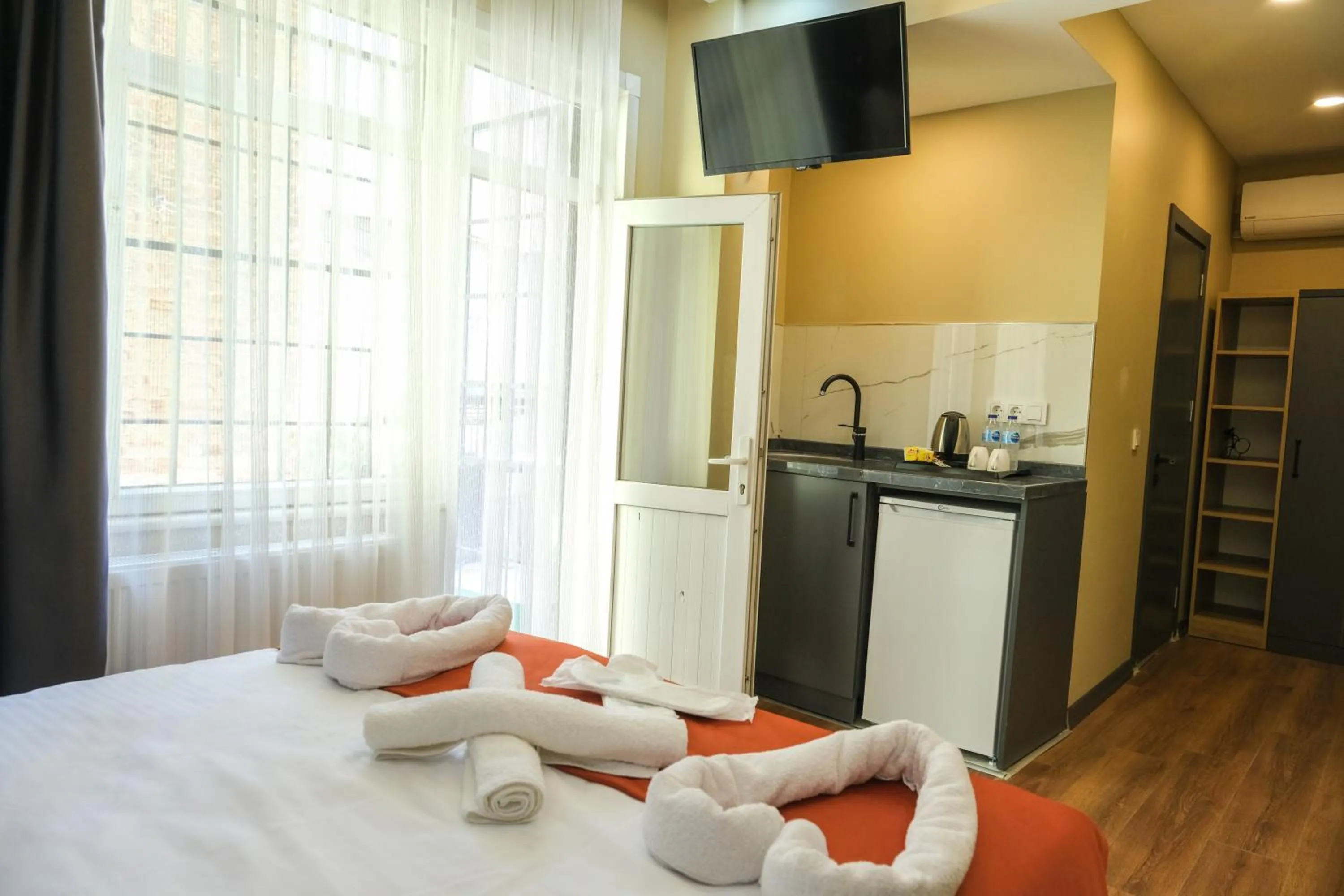 Bed in hotel La Vitrine