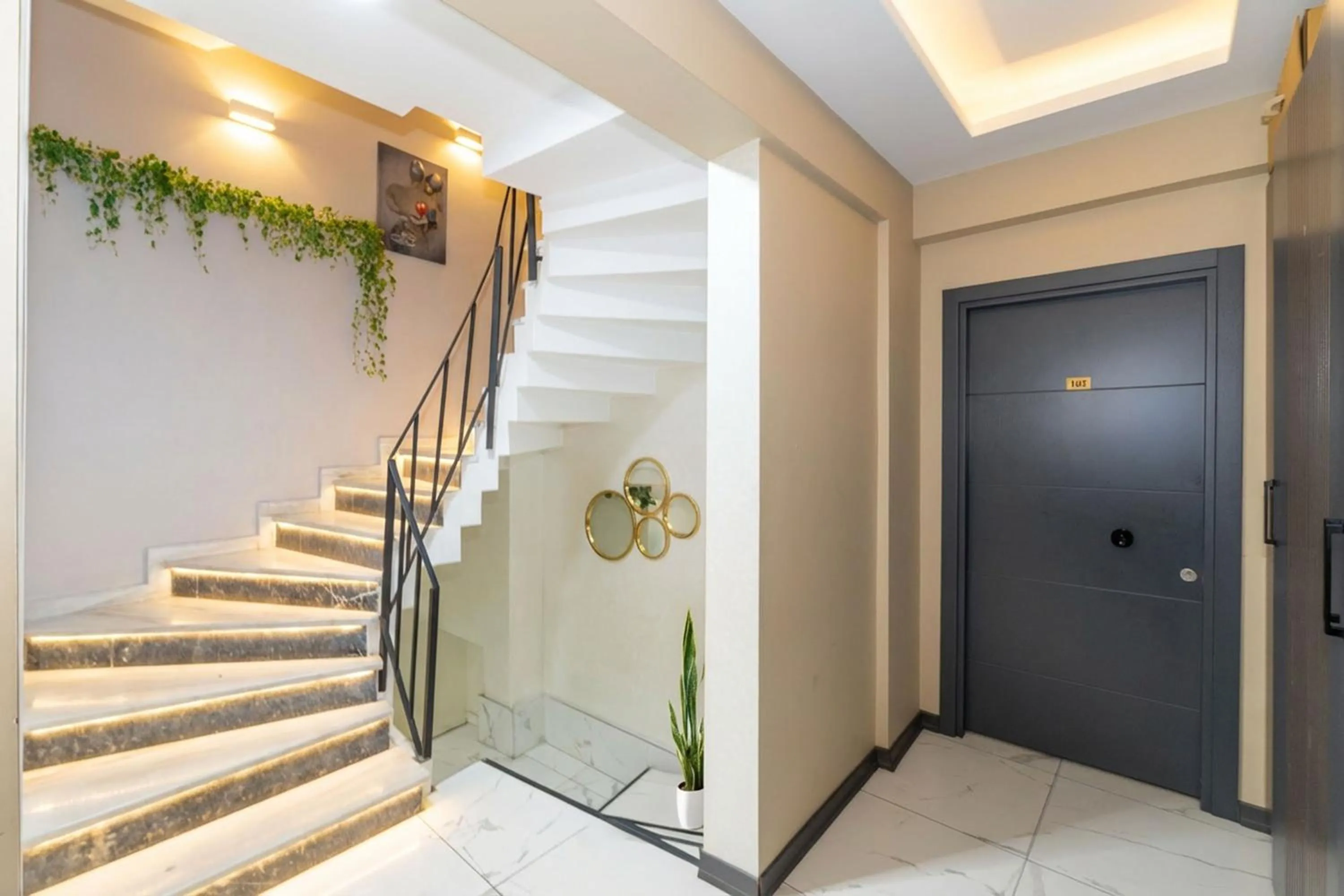 Property building in hotel La Vitrine