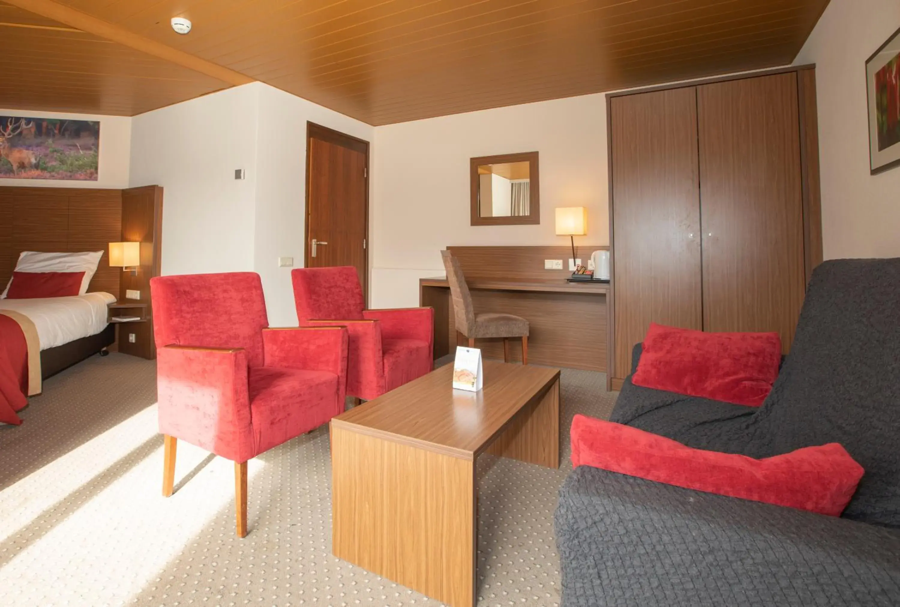 Suite in Fletcher Hotel-Restaurant Wolfheze Suite in Fletcher Hotel-Restaurant Wolfheze