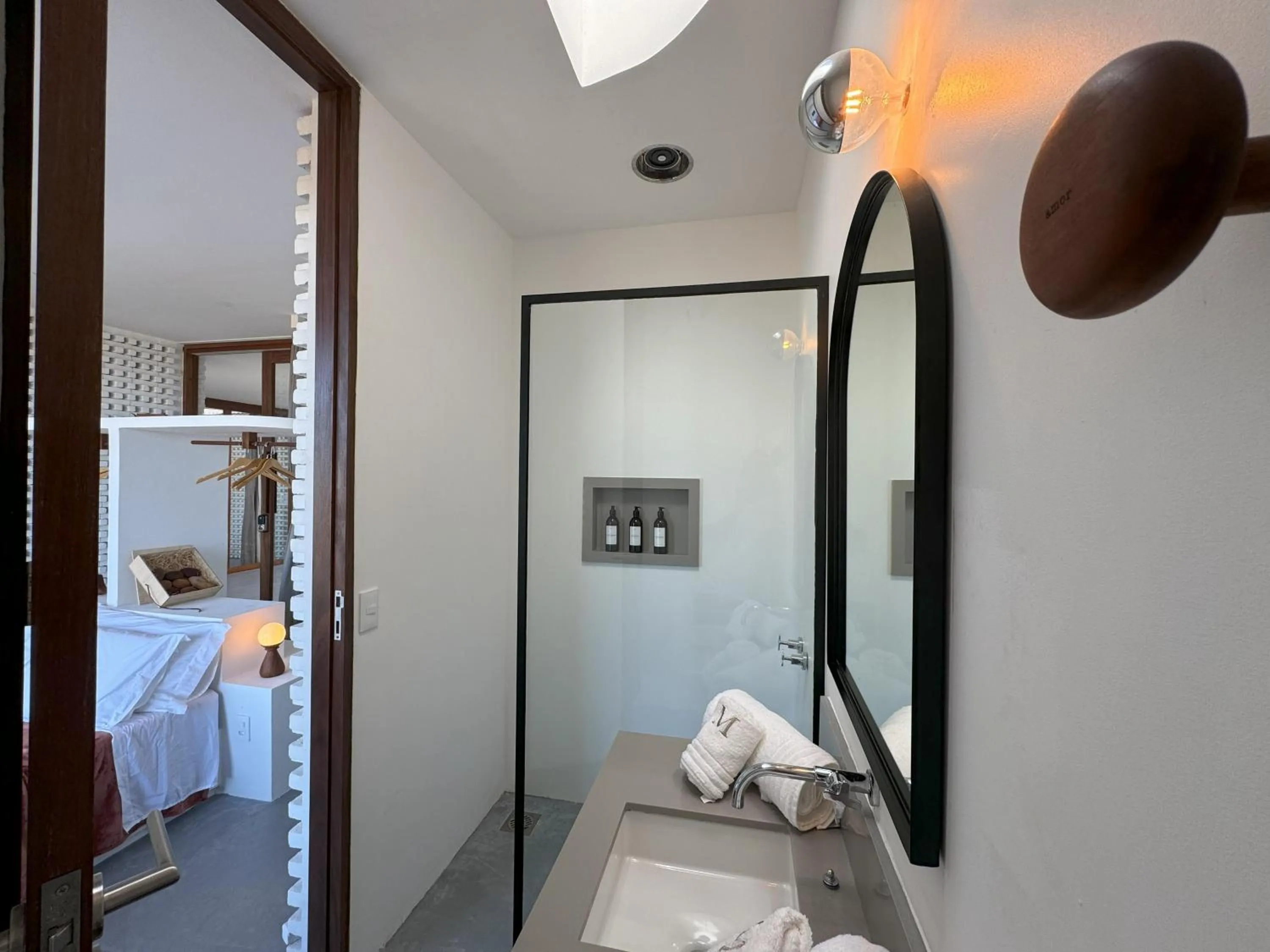 Shower, Bed in Pousada Mestizo