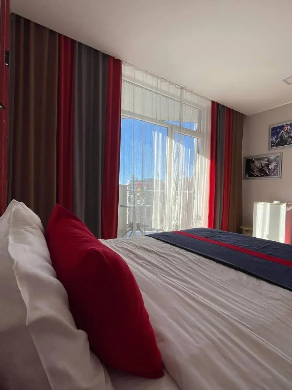 Bed in Rock Hotel First Line Bed in Rock Hotel First Line