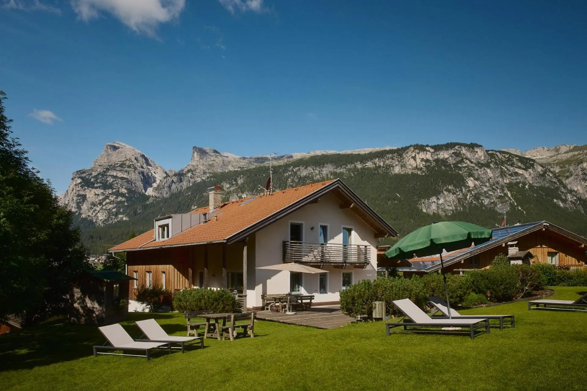 Property building in Residence Rosarela