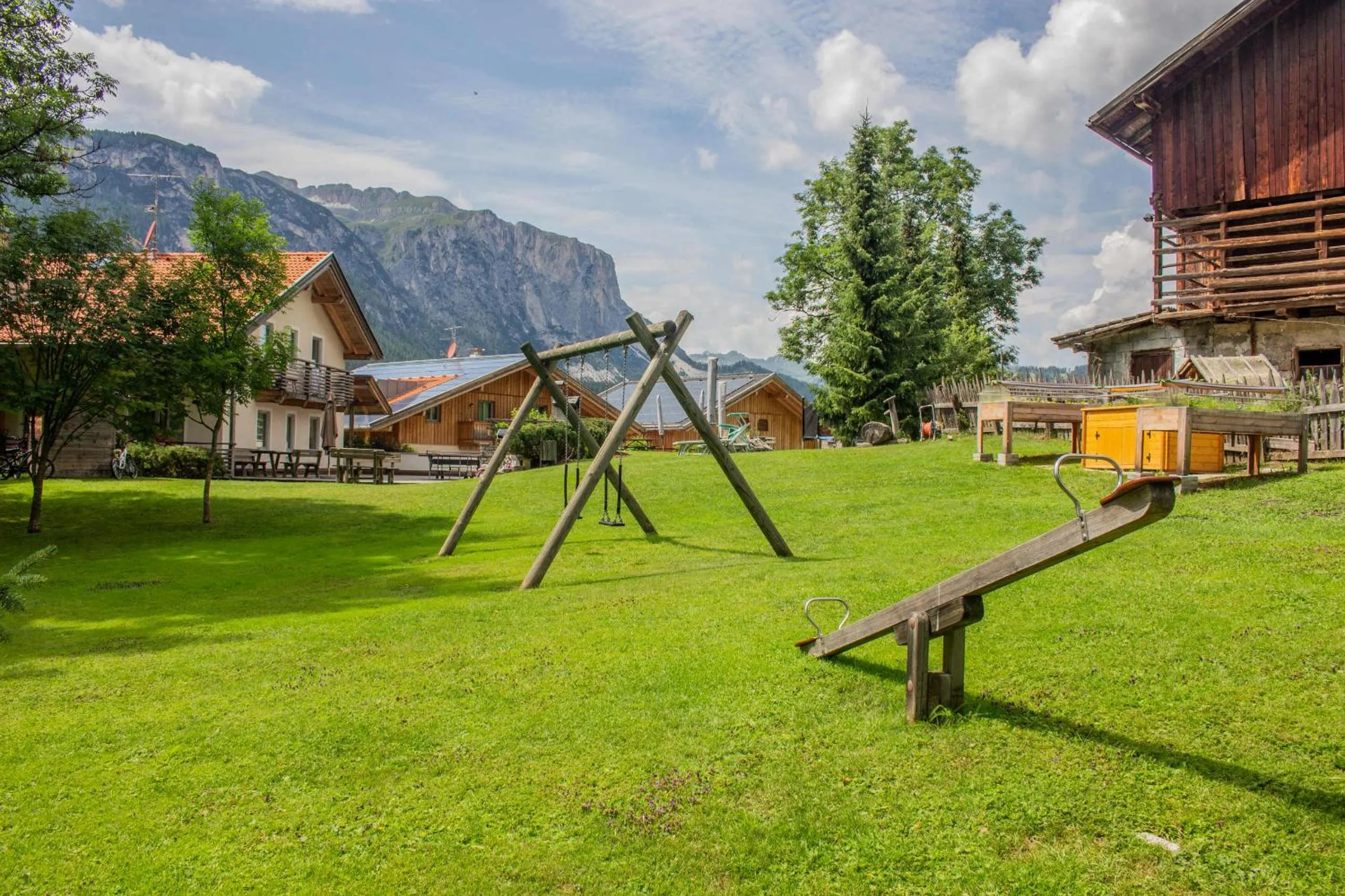 Summer in Residence Rosarela