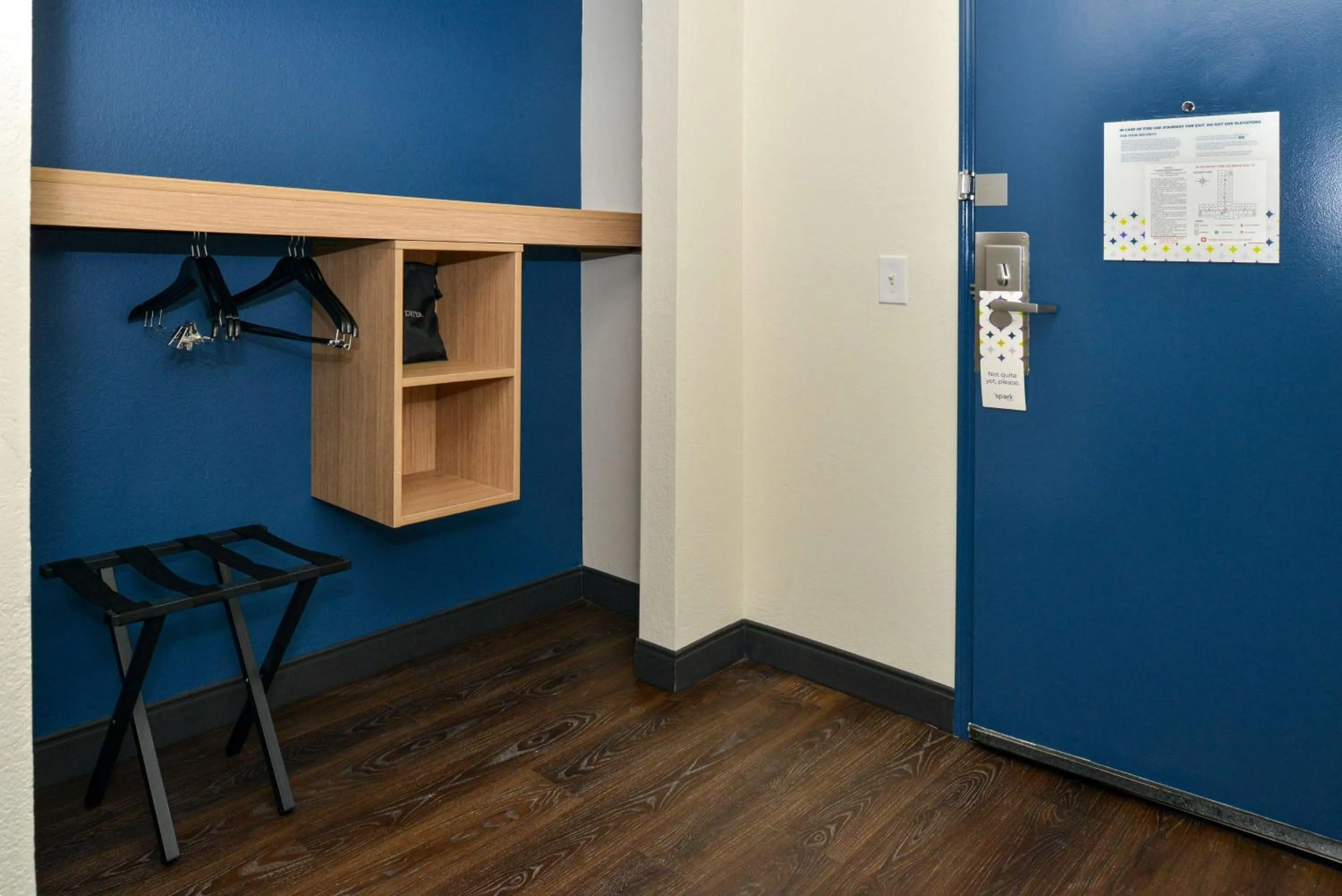 Photo of the whole room in Spark By Hilton Dallas Medical District Love Field