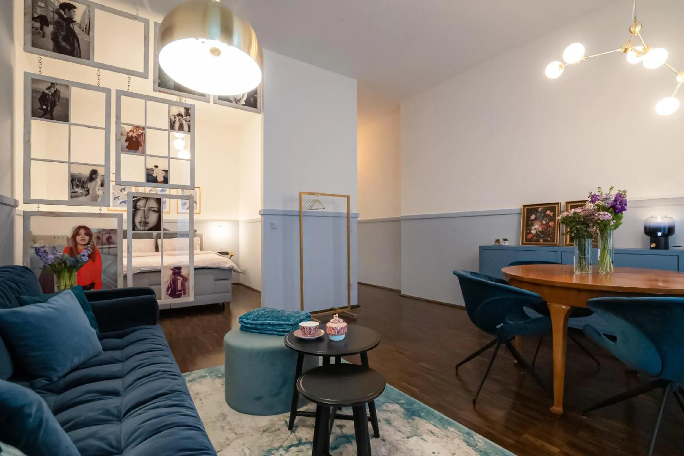 Living room in Designer Loft-Ferienwohnung im Zentrum mit Tiefgaragen-Parkplatz, Waschmaschine und Privatterrasse