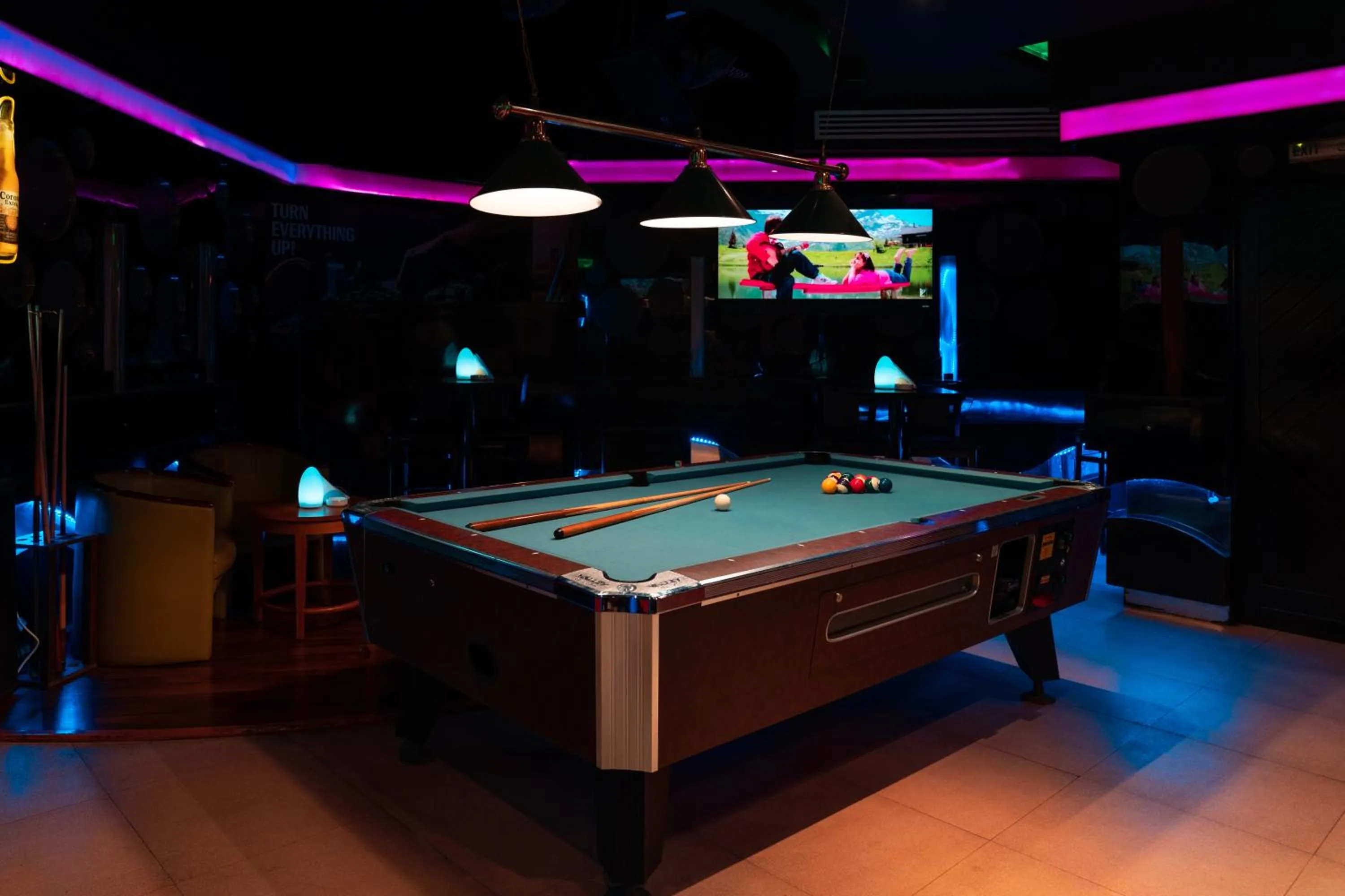 Billiard in City Palace Hotel