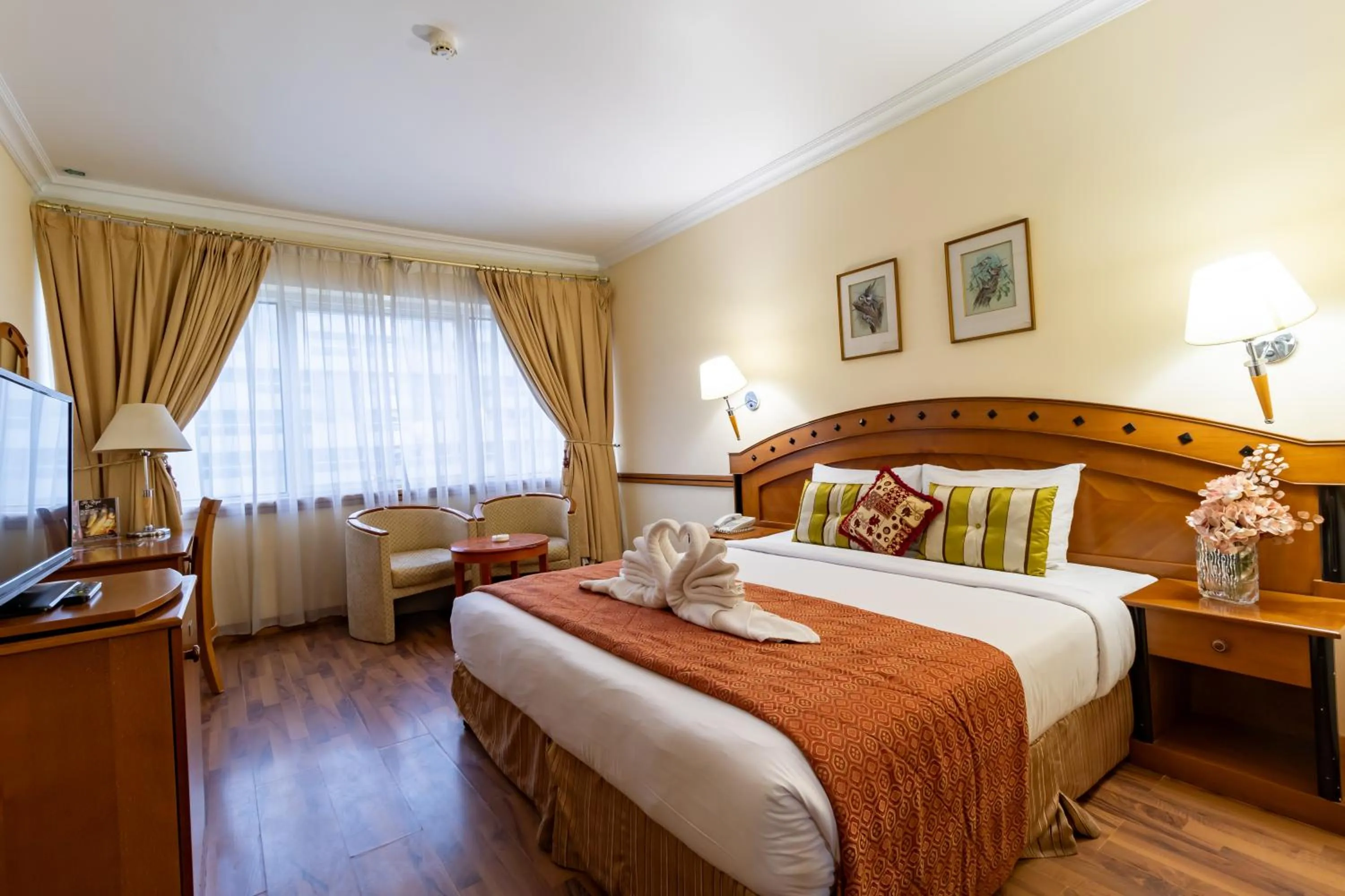 Bed in City Palace Hotel