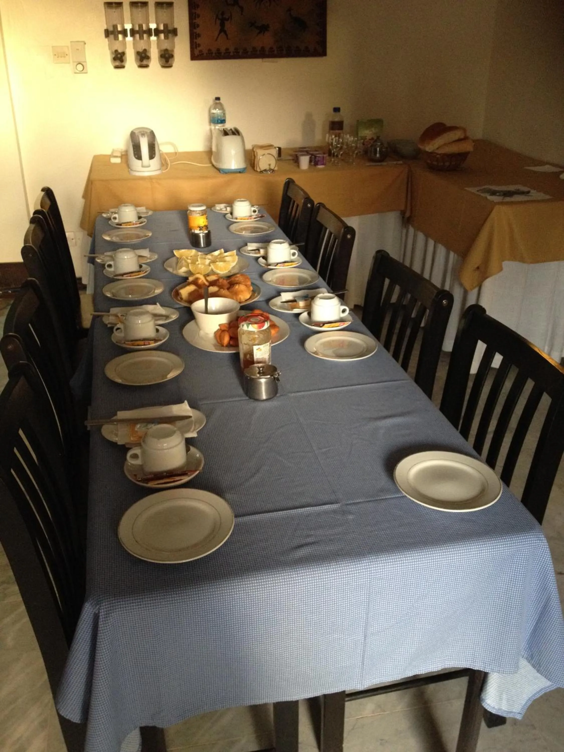 Breakfast in Roc Heights